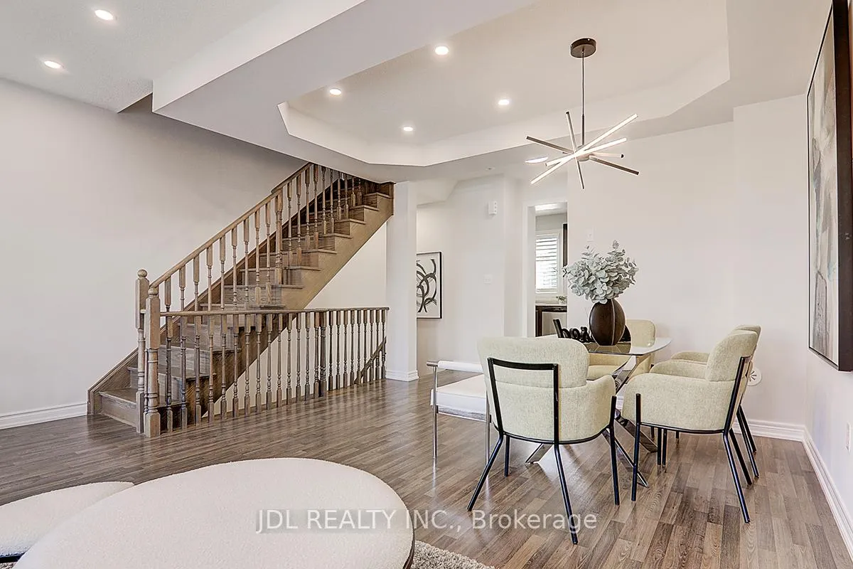 Photo 10 of 130 Roy Grove Way, Markham, Greensborough — HOMEH