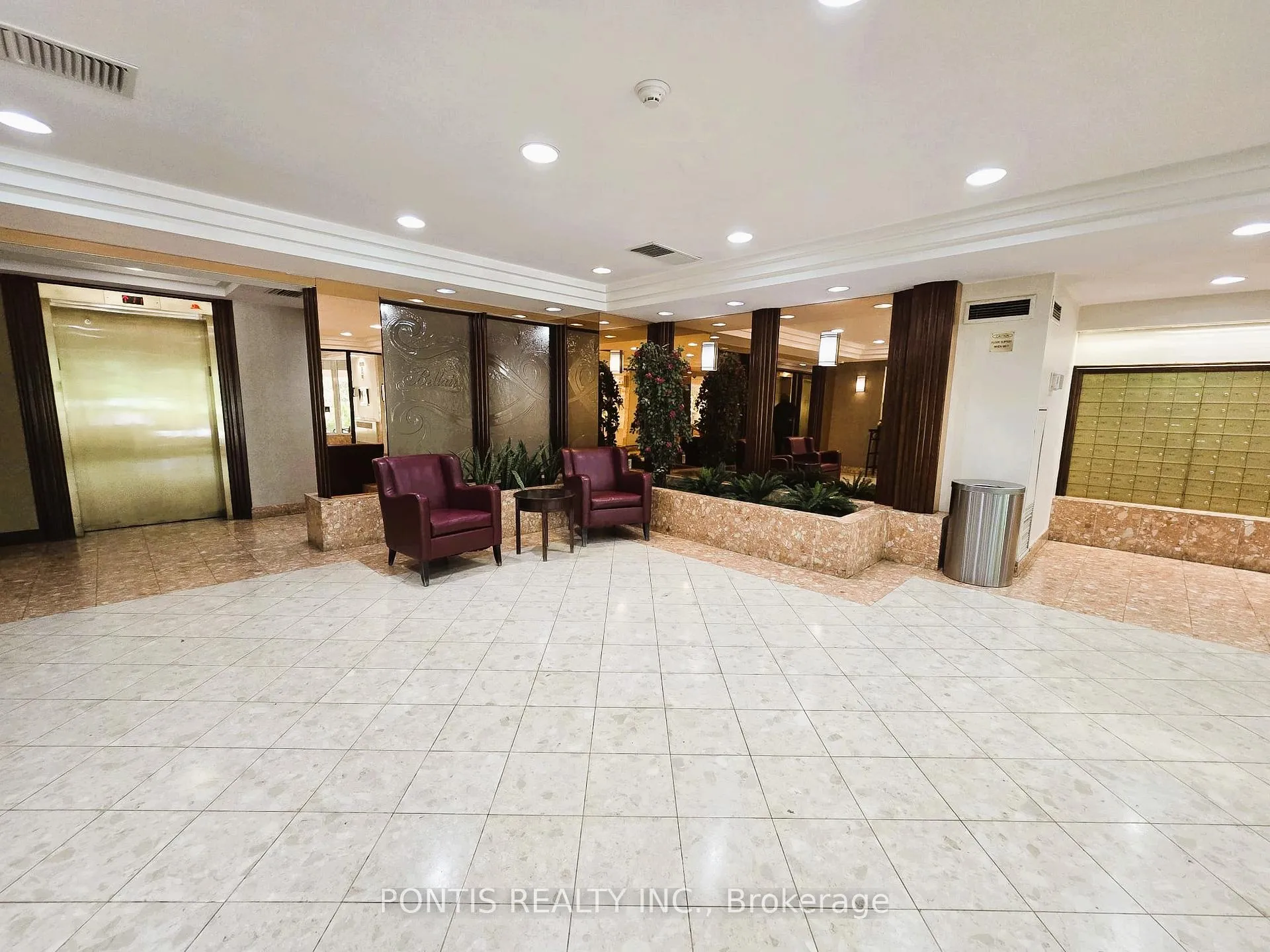Photo 6 of Unit 1104, 24 Hanover Road, Brampton, Queen Street Corridor — HOMEH