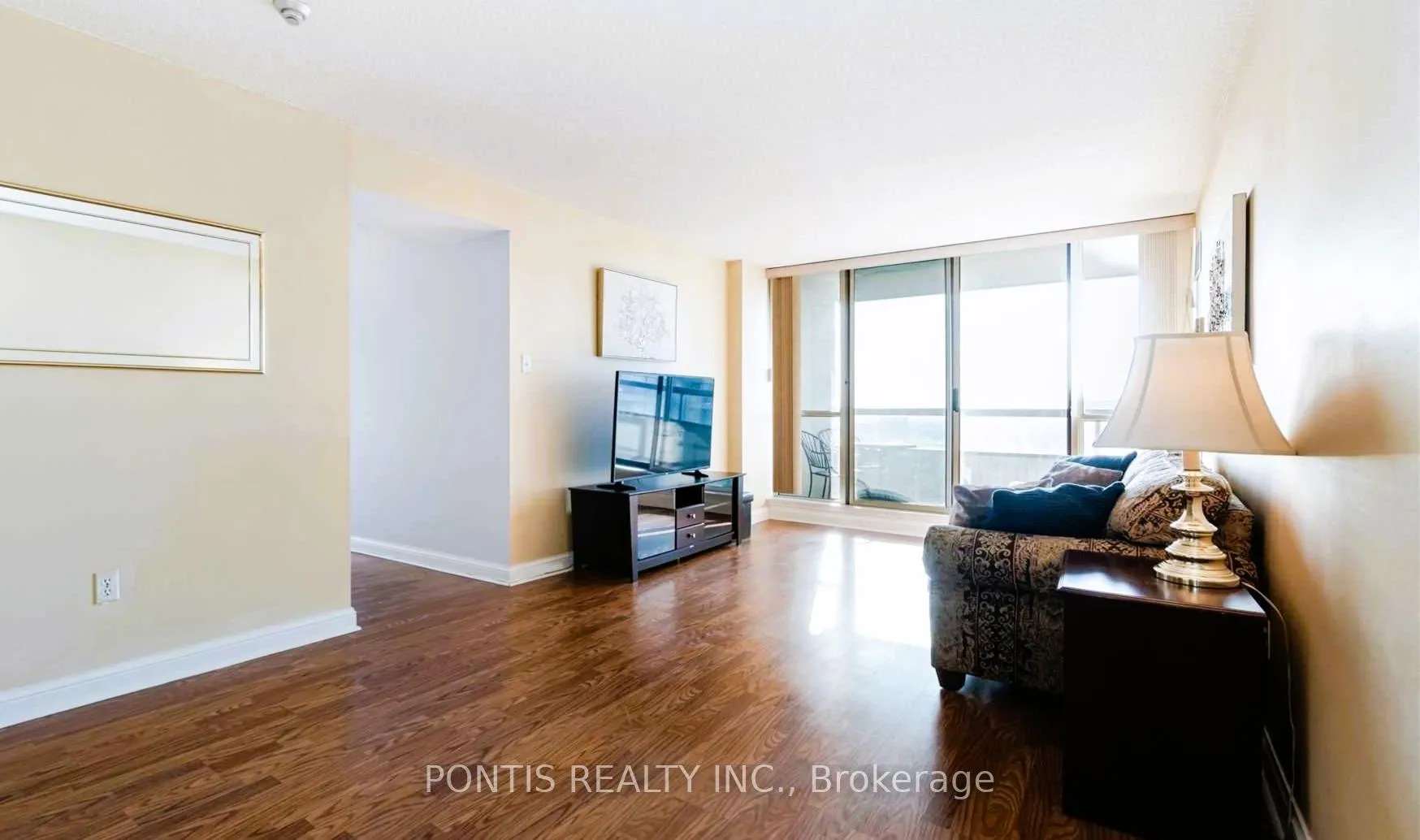 Photo 11 of Unit 1104, 24 Hanover Road, Brampton, Queen Street Corridor — HOMEH
