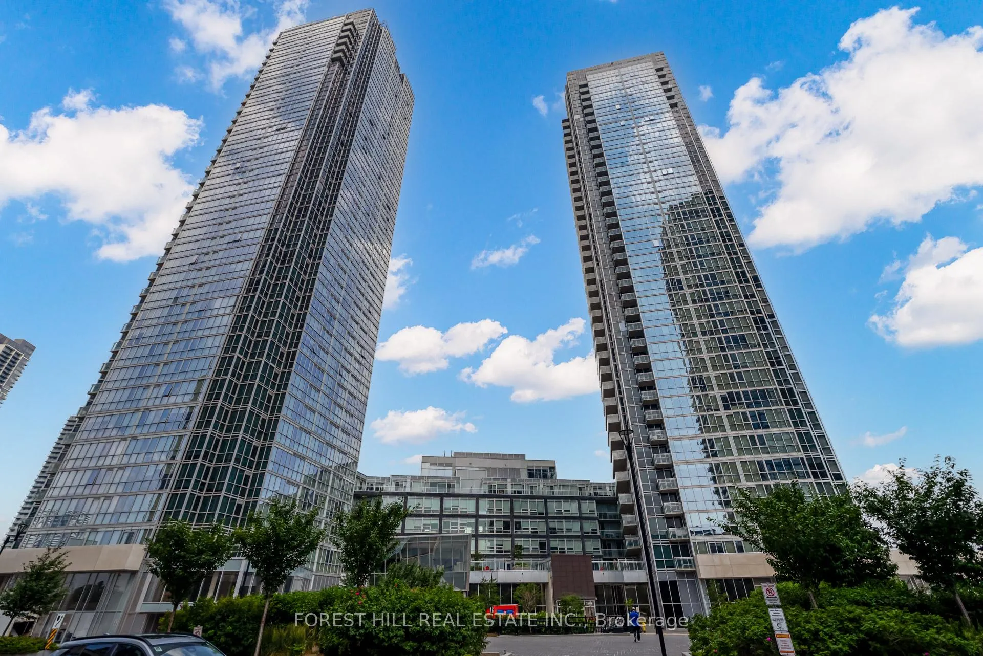 Photo 1 of Unit 616E, 2908 Highway 7 Road, Vaughan, Concord — HOMEH