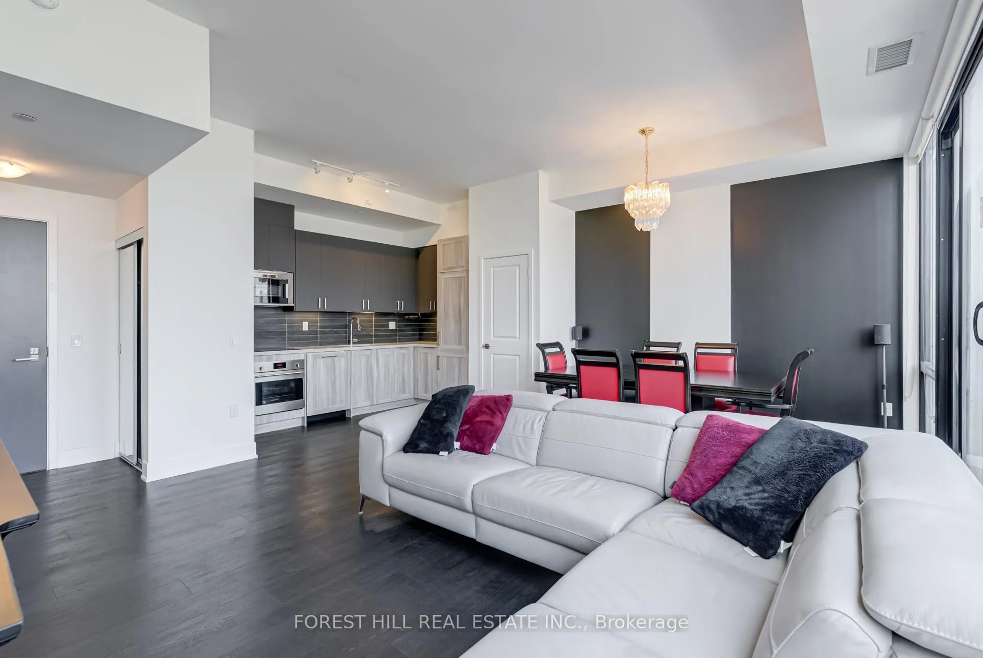Photo 8 of Unit 616E, 2908 Highway 7 Road, Vaughan, Concord — HOMEH
