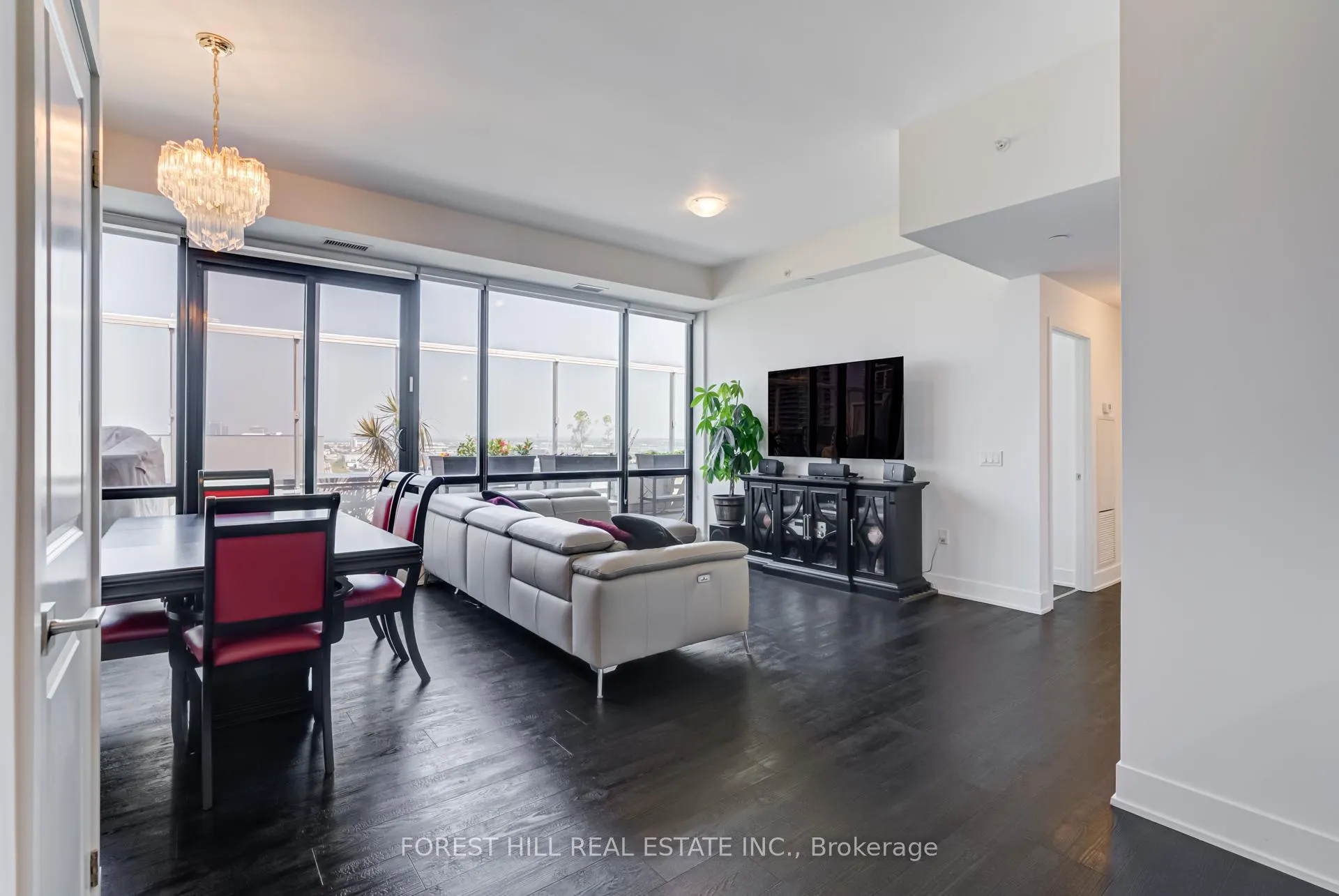 Photo 11 of Unit 616E, 2908 Highway 7 Road, Vaughan, Concord — HOMEH