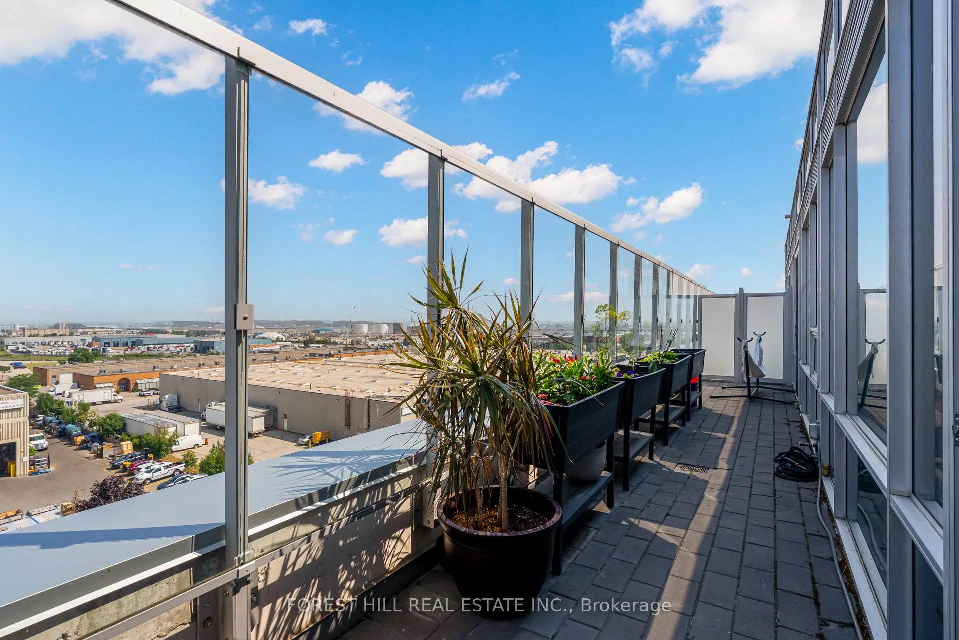 Photo 25 of Unit 616E, 2908 Highway 7 Road, Vaughan, Concord — HOMEH