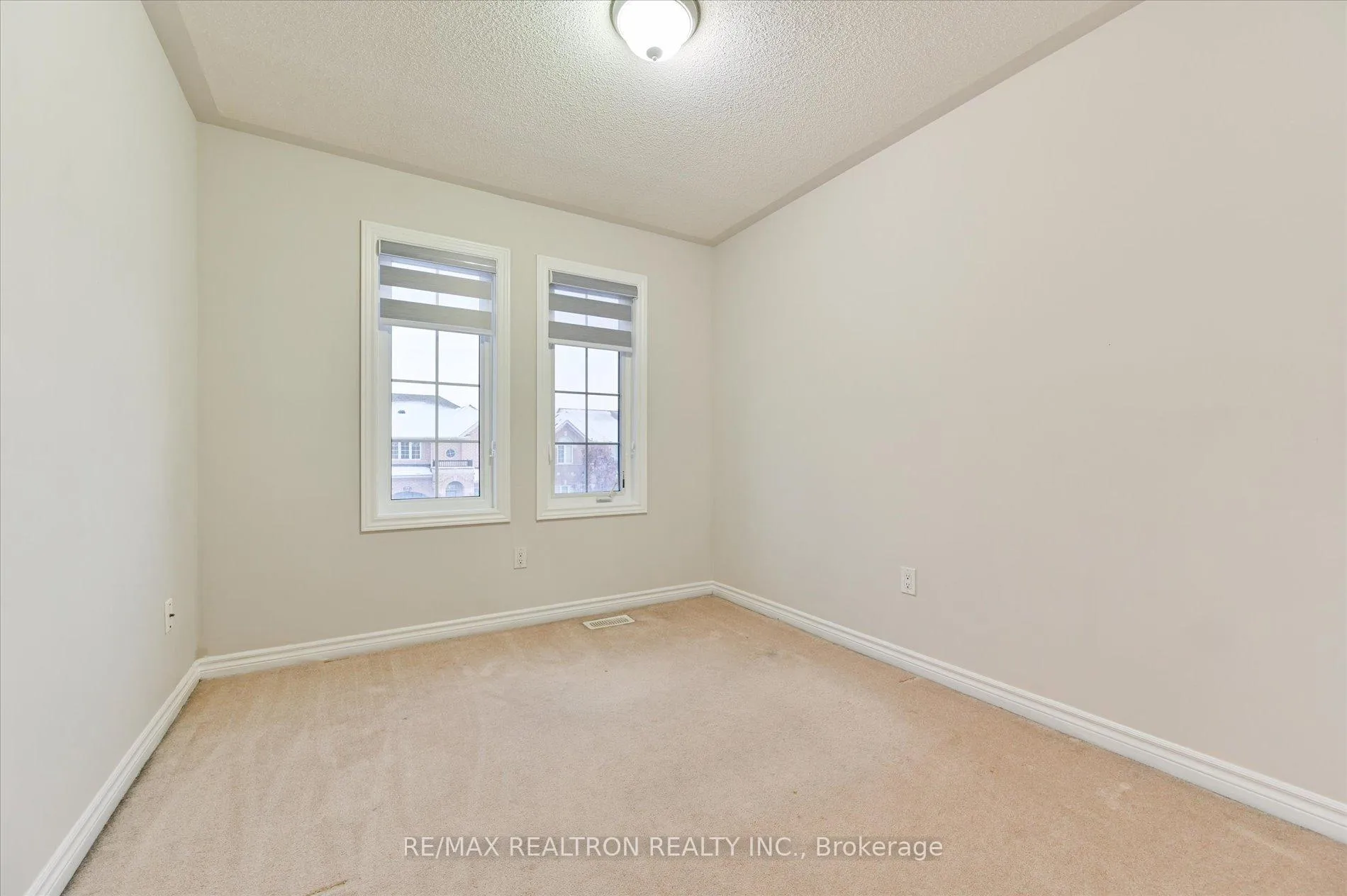 Photo 24 of 72 Daden Oaks Drive, Brampton, Bram East — HOMEH