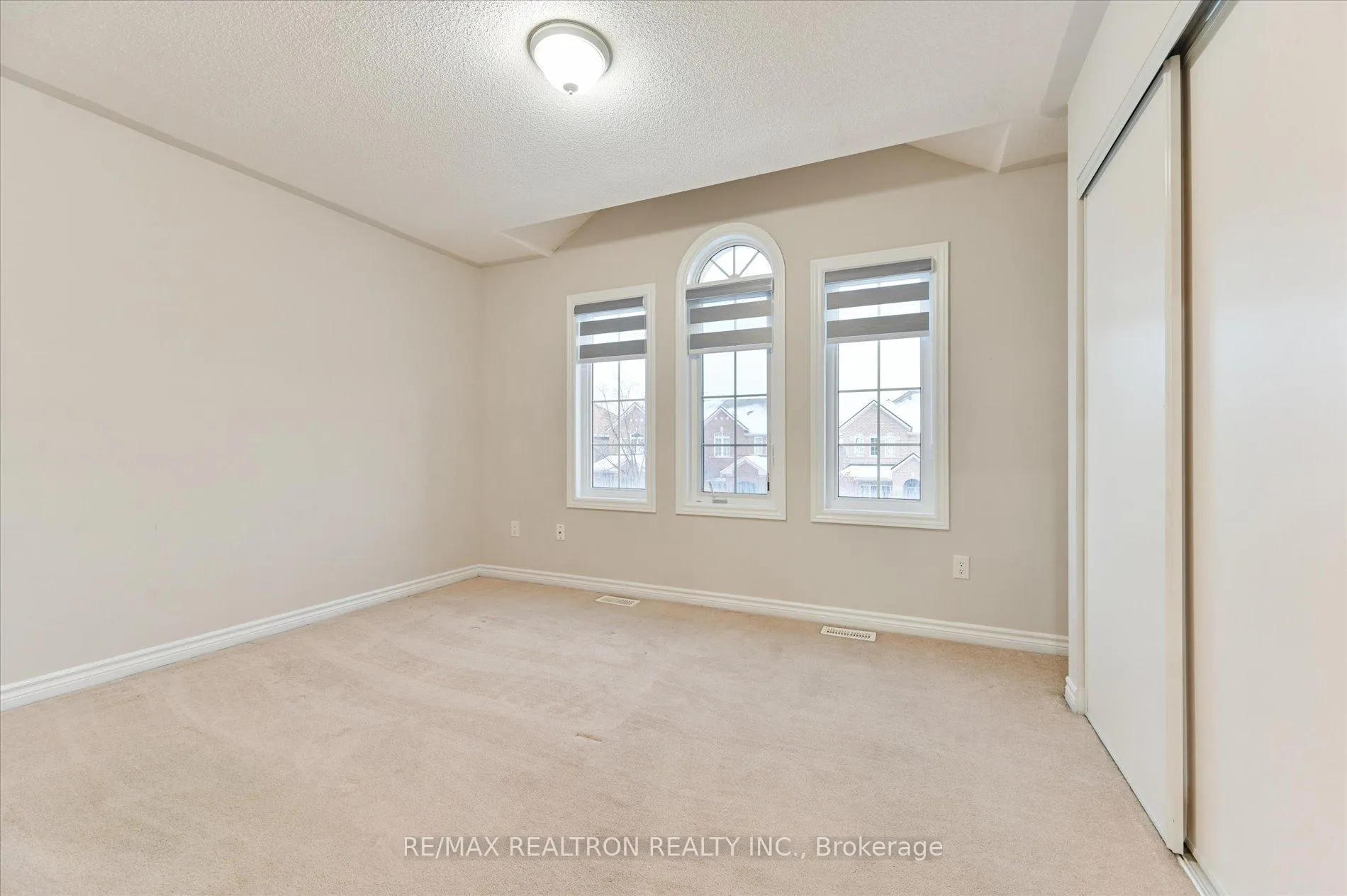 Photo 25 of 72 Daden Oaks Drive, Brampton, Bram East — HOMEH