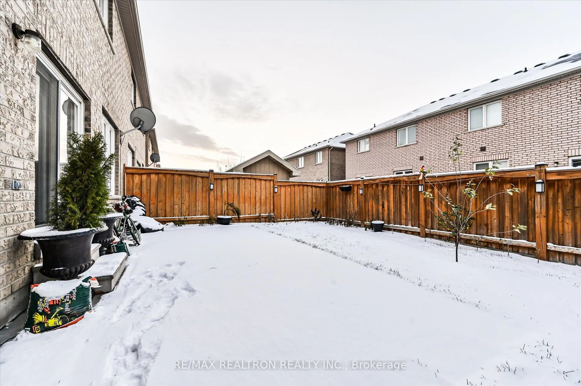 Photo 28 of 72 Daden Oaks Drive, Brampton, Bram East — HOMEH