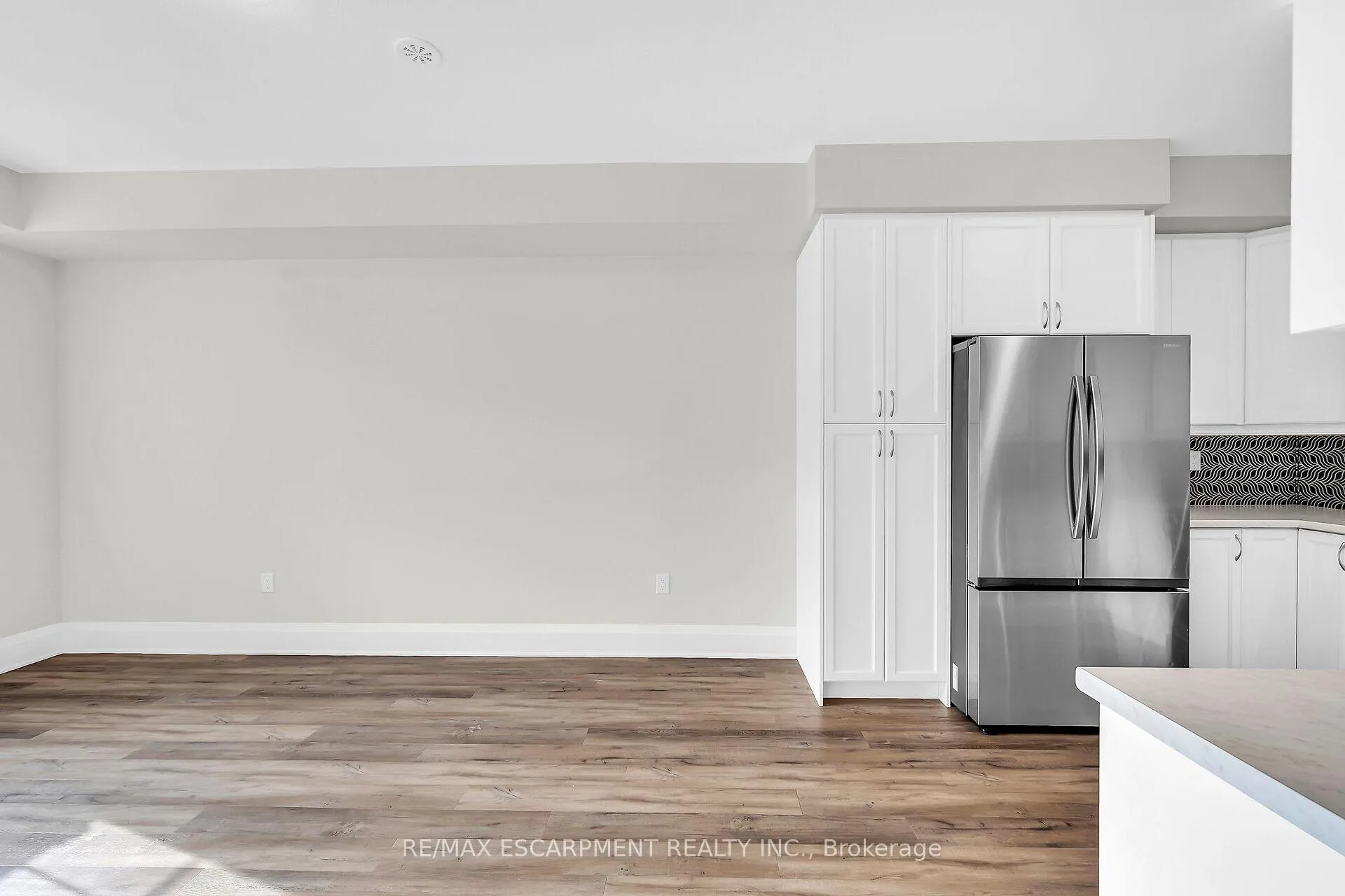 Photo 8 of Unit 26, 305 Garner Road W, Hamilton, Ancaster — HOMEH