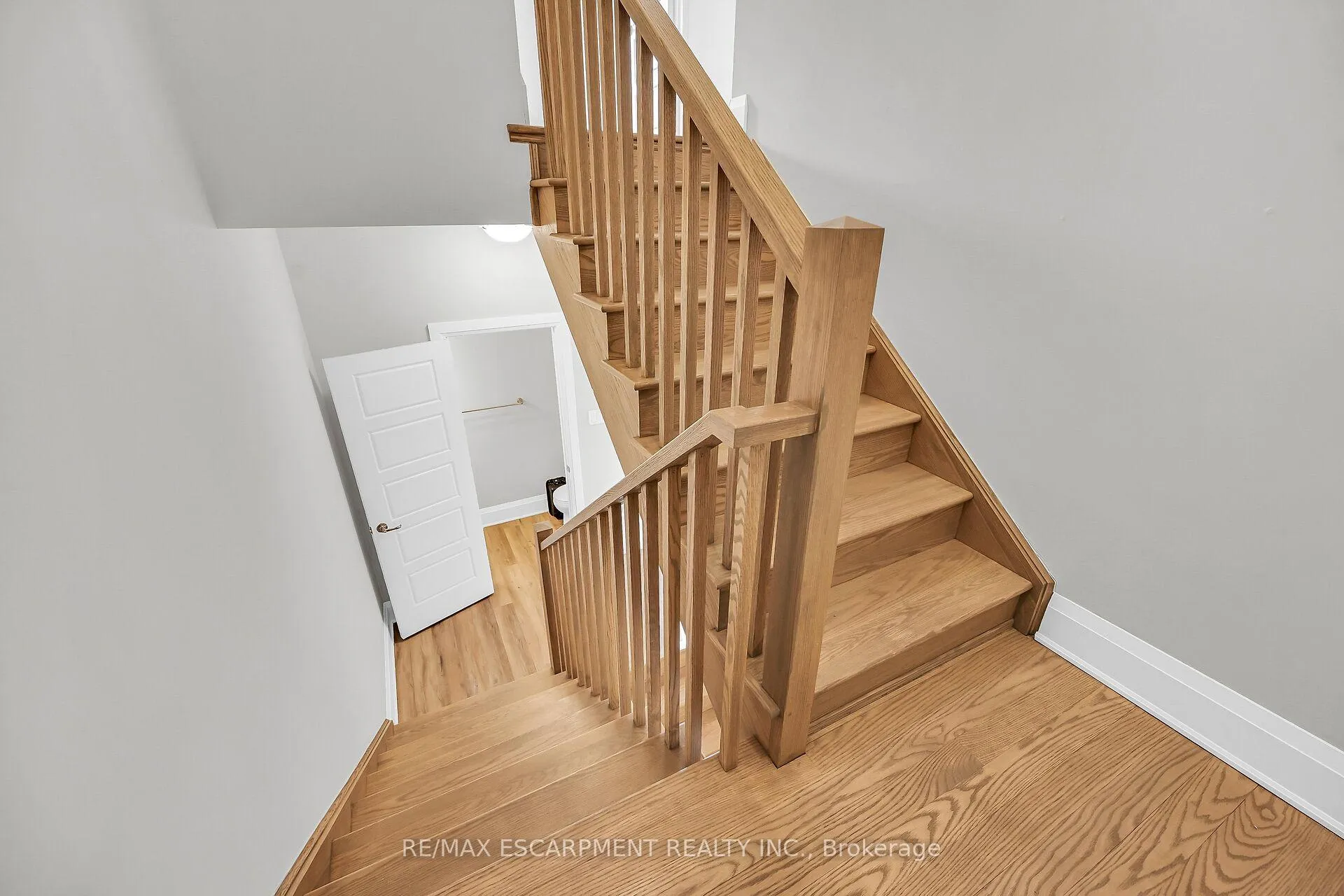 Photo 20 of Unit 26, 305 Garner Road W, Hamilton, Ancaster — HOMEH