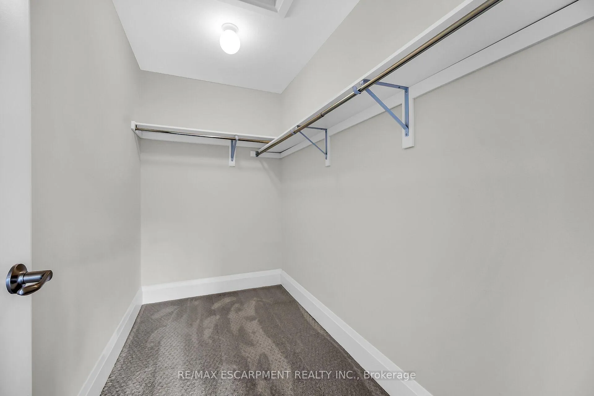 Photo 23 of Unit 26, 305 Garner Road W, Hamilton, Ancaster — HOMEH