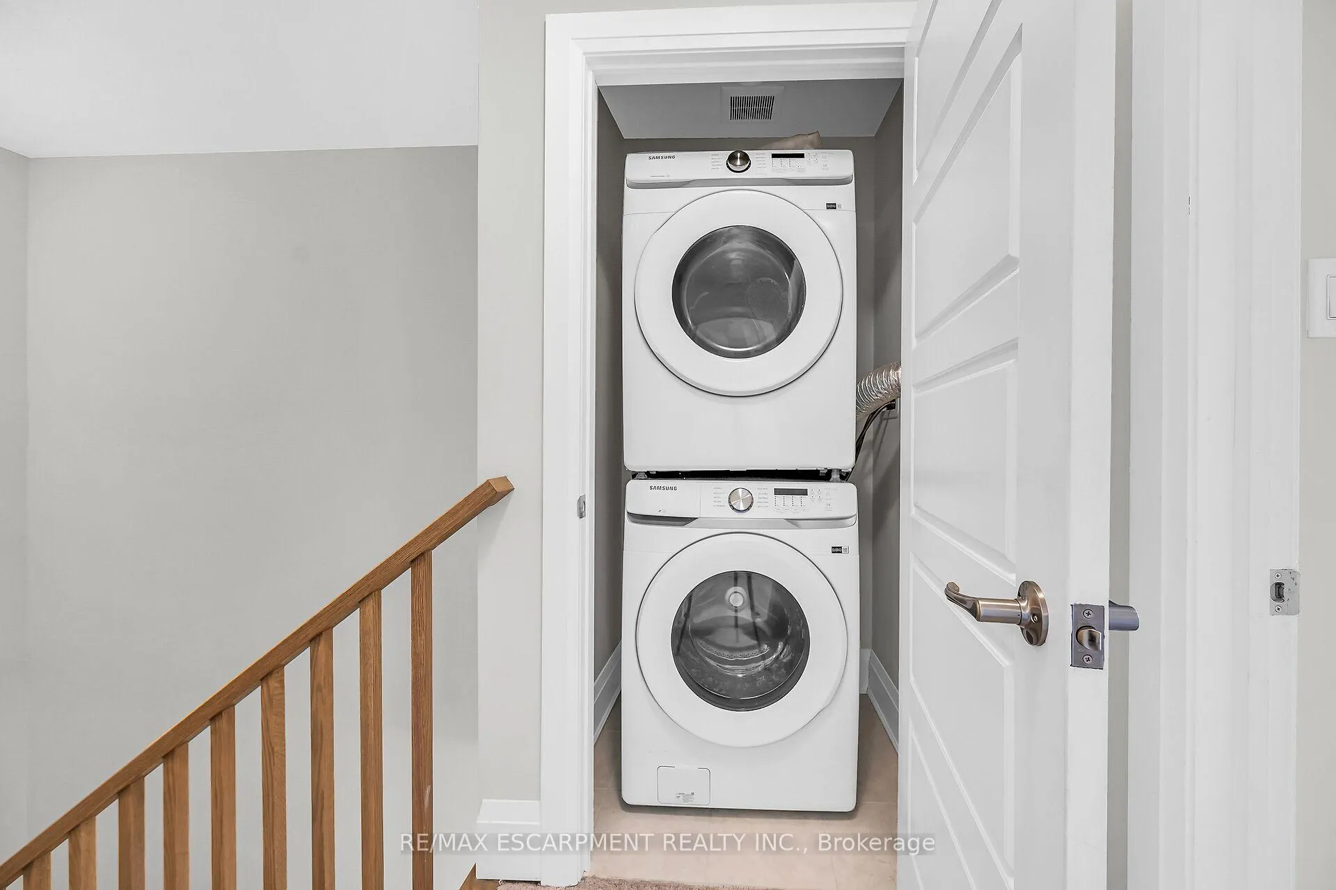 Photo 28 of Unit 26, 305 Garner Road W, Hamilton, Ancaster — HOMEH
