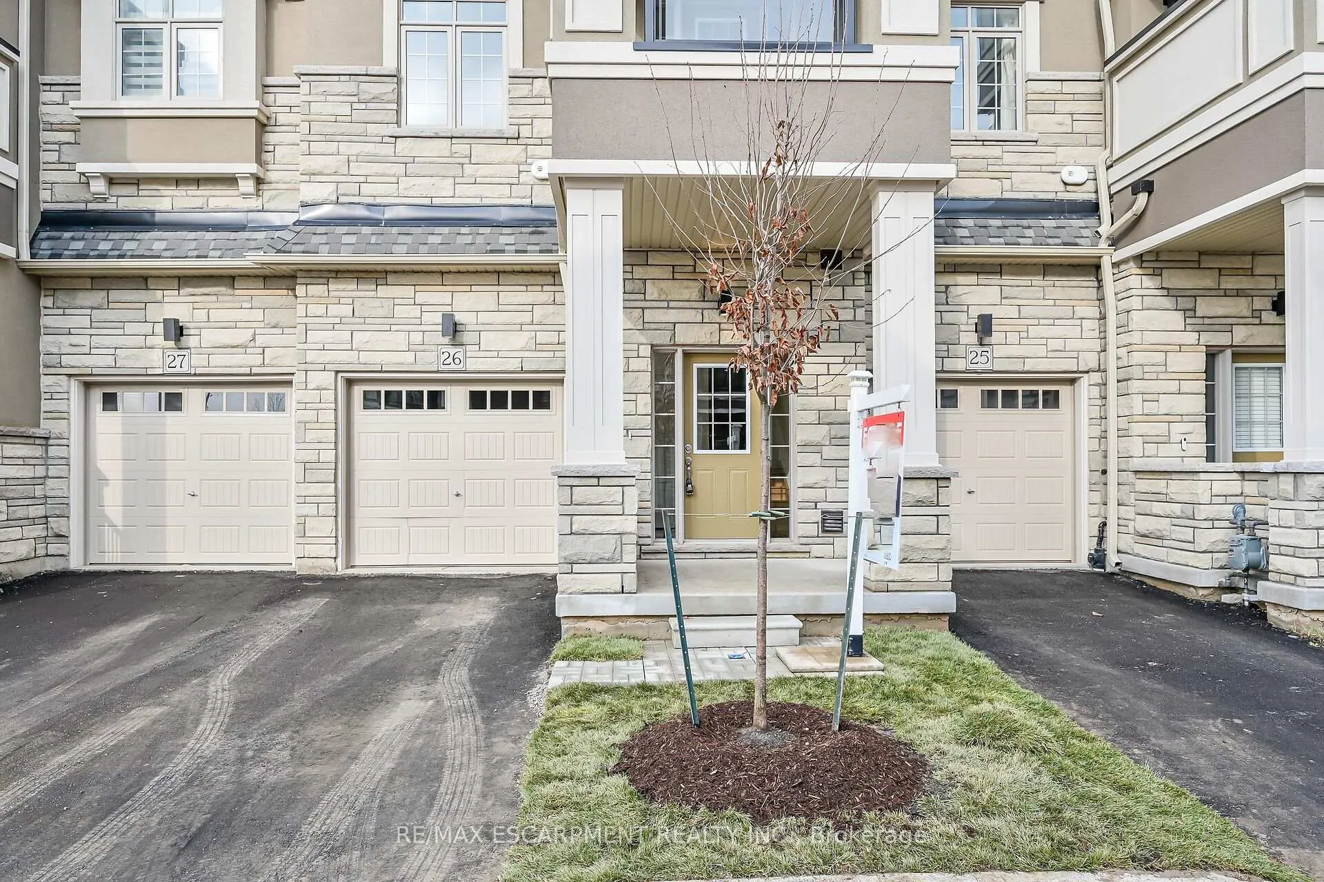 Photo 33 of Unit 26, 305 Garner Road W, Hamilton, Ancaster — HOMEH
