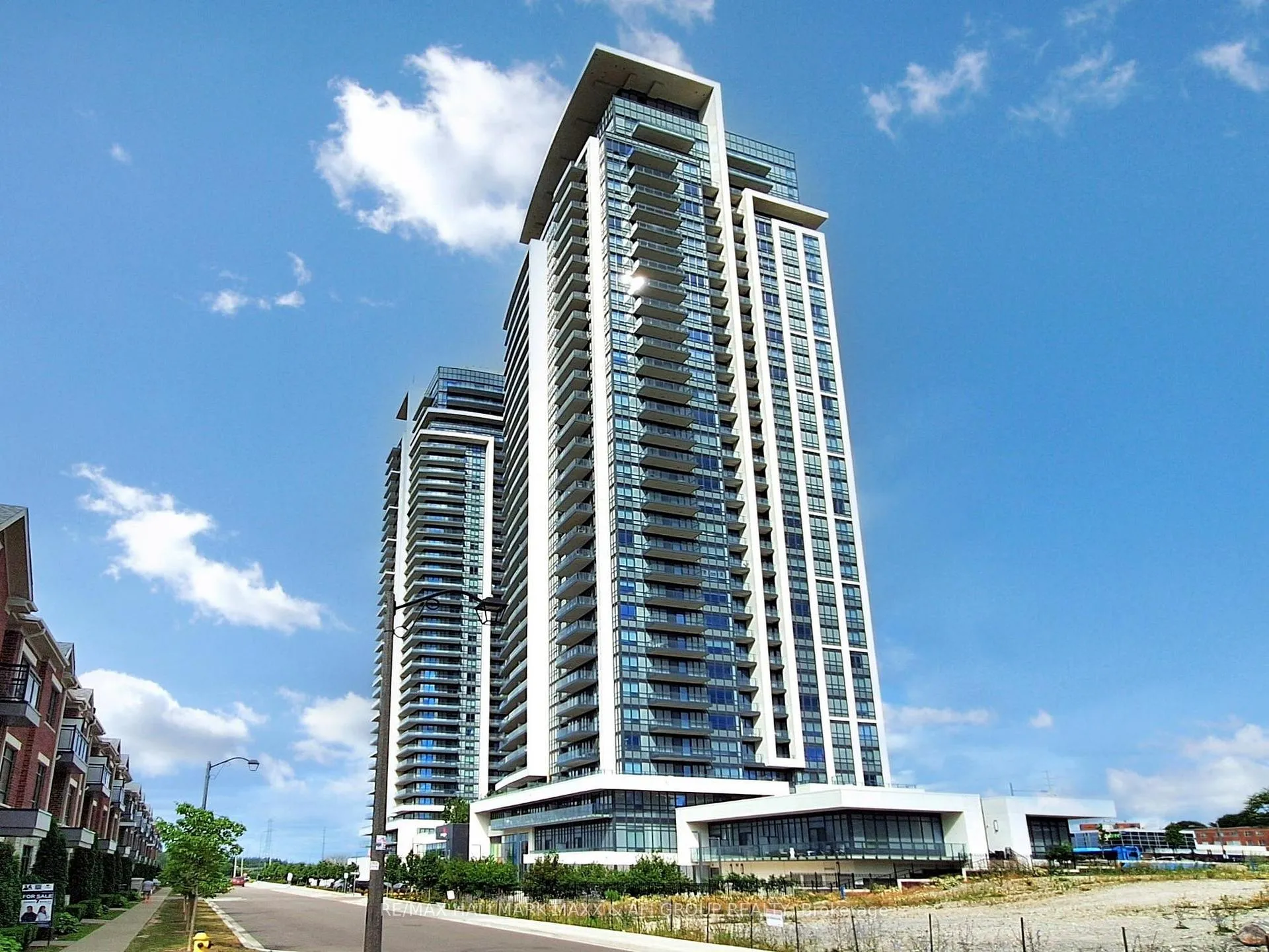 Photo 1 of Unit 2711, 38 Gandhi Lane, Markham, Commerce Valley — HOMEH