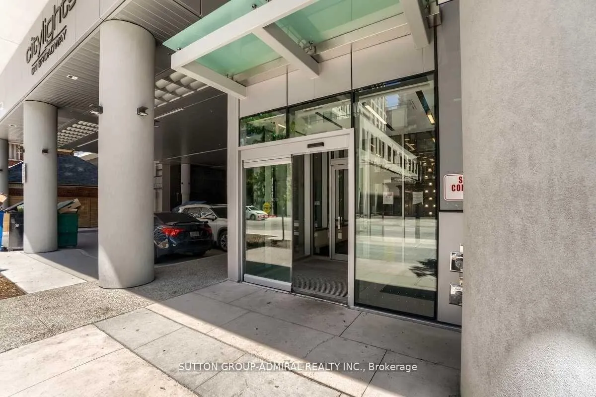 Photo 3 of Unit 3402, 195 Redpath Avenue, Toronto, Mount Pleasant West — HOMEH