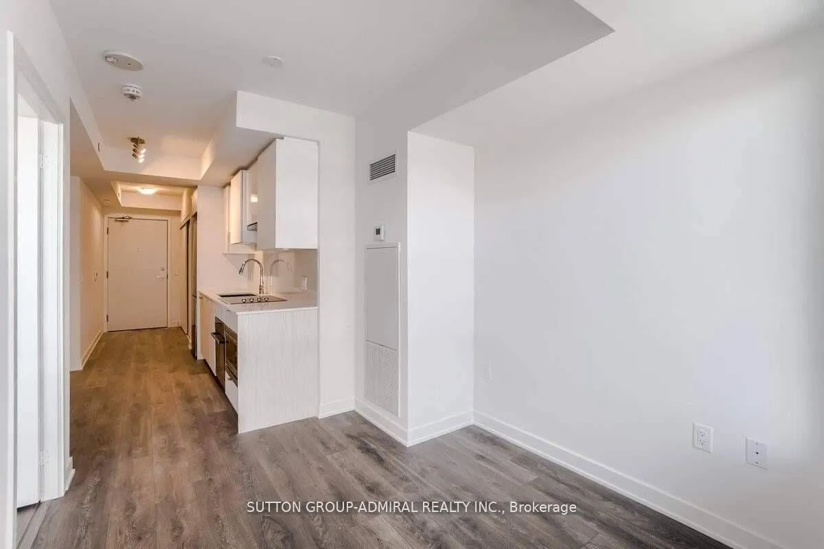 Photo 14 of Unit 3402, 195 Redpath Avenue, Toronto, Mount Pleasant West — HOMEH