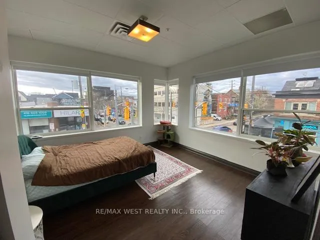Photo 6 of Unit 201, 809 Dundas Street W, Toronto, Trinity-Bellwoods — HOMEH