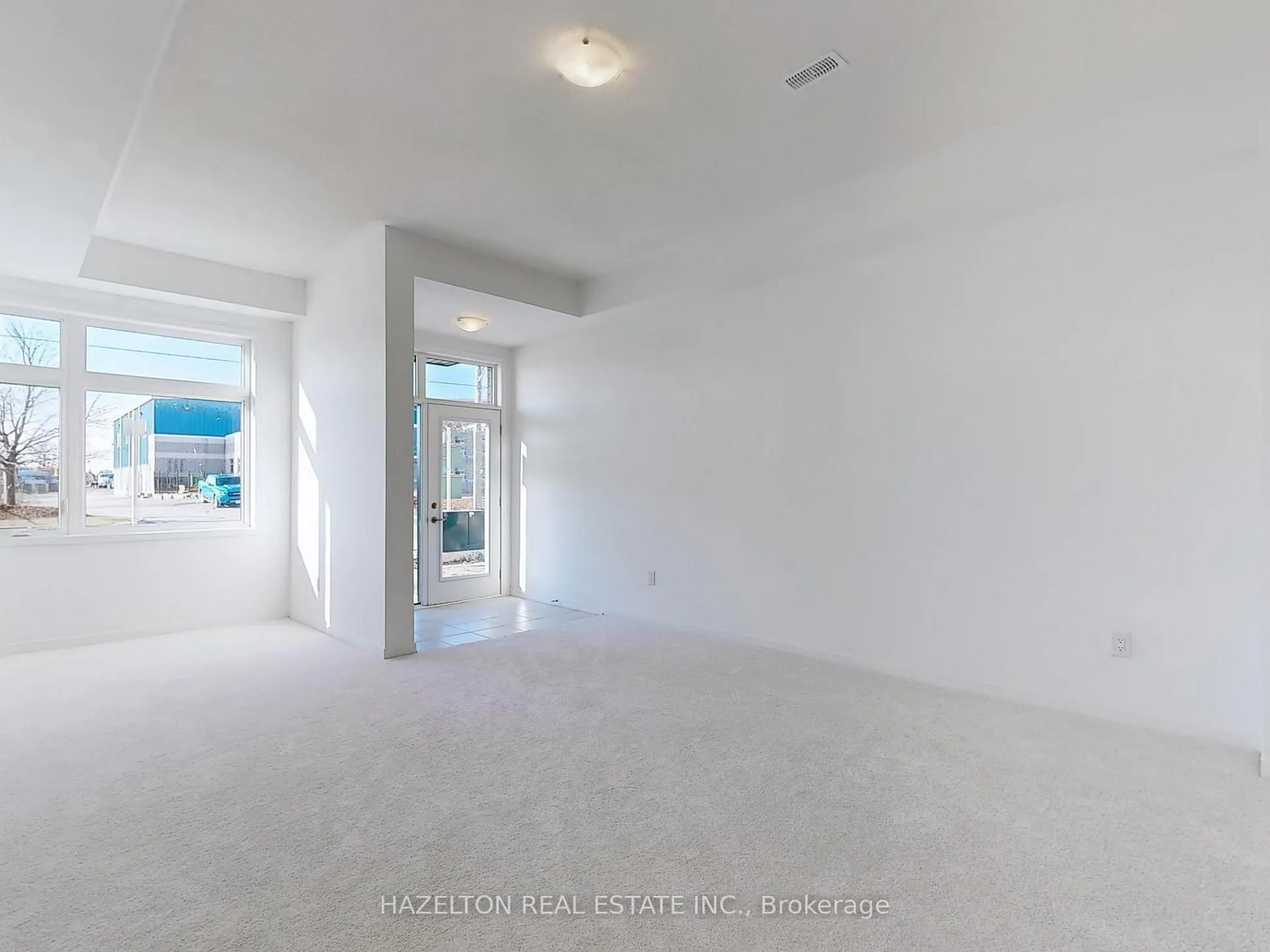 Photo 3 of 225 Monarch Avenue, Ajax, South West — HOMEH