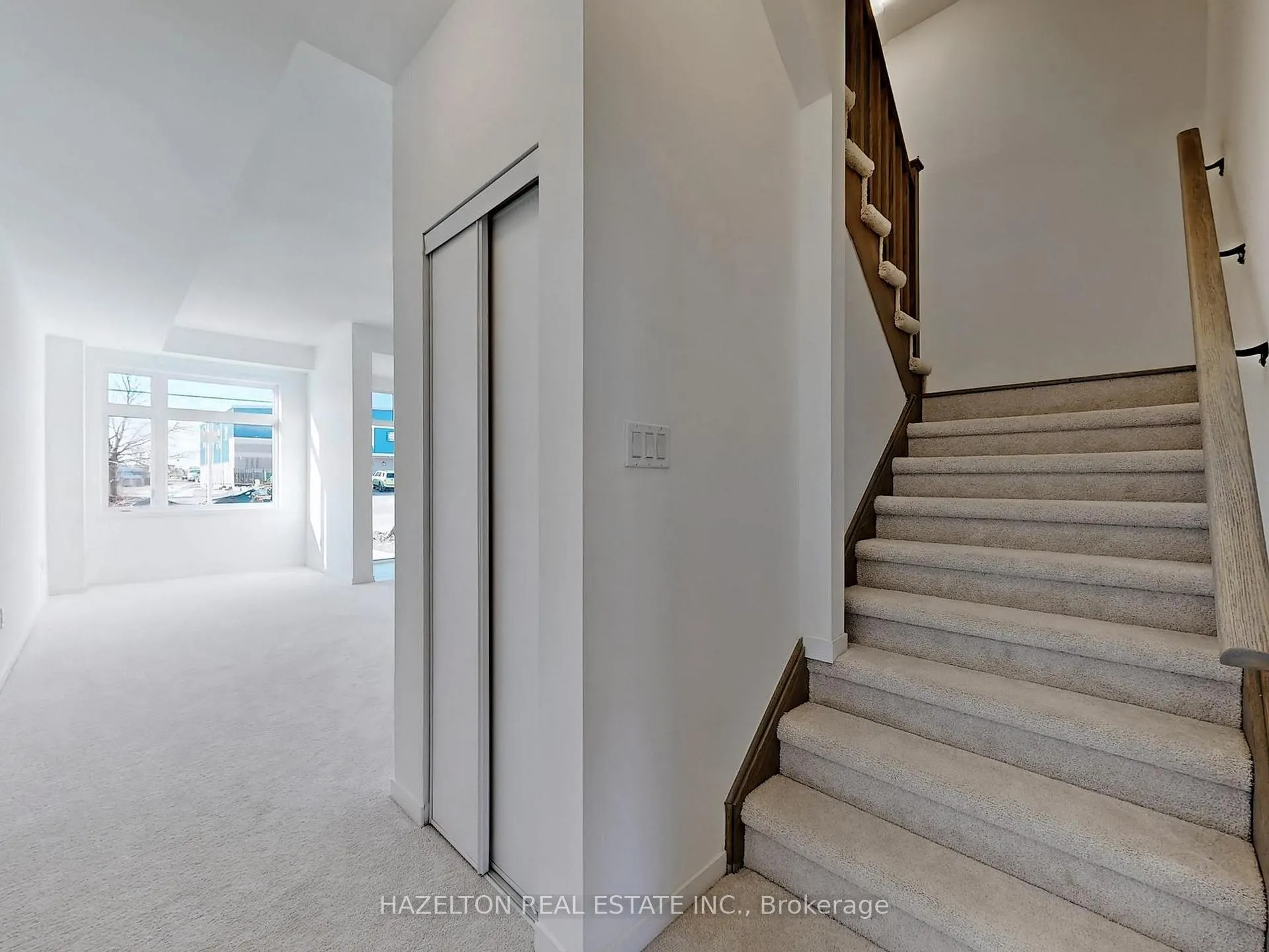 Photo 6 of 225 Monarch Avenue, Ajax, South West — HOMEH