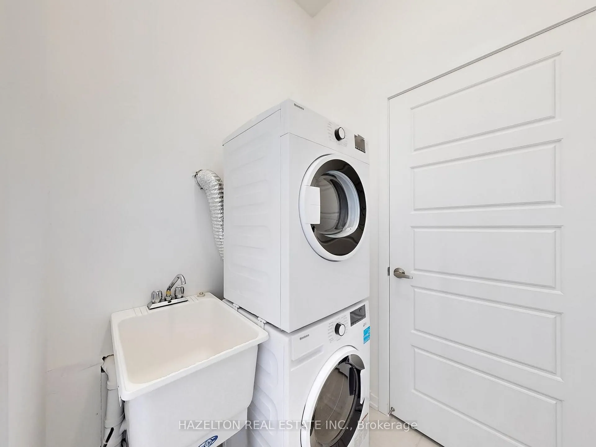 Photo 8 of 225 Monarch Avenue, Ajax, South West — HOMEH
