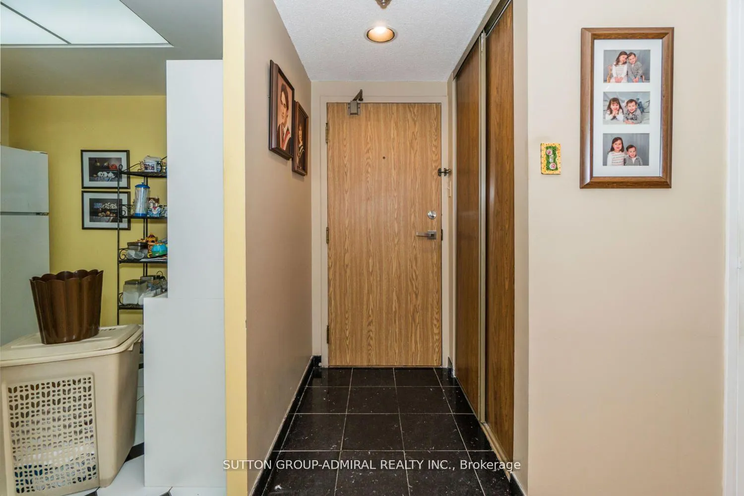 Photo 7 of Unit 702, 7601 Bathurst Street, Vaughan, Crestwood-Springfarm-Yorkhill — HOMEH