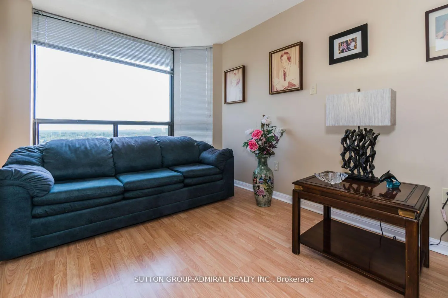Photo 9 of Unit 702, 7601 Bathurst Street, Vaughan, Crestwood-Springfarm-Yorkhill — HOMEH