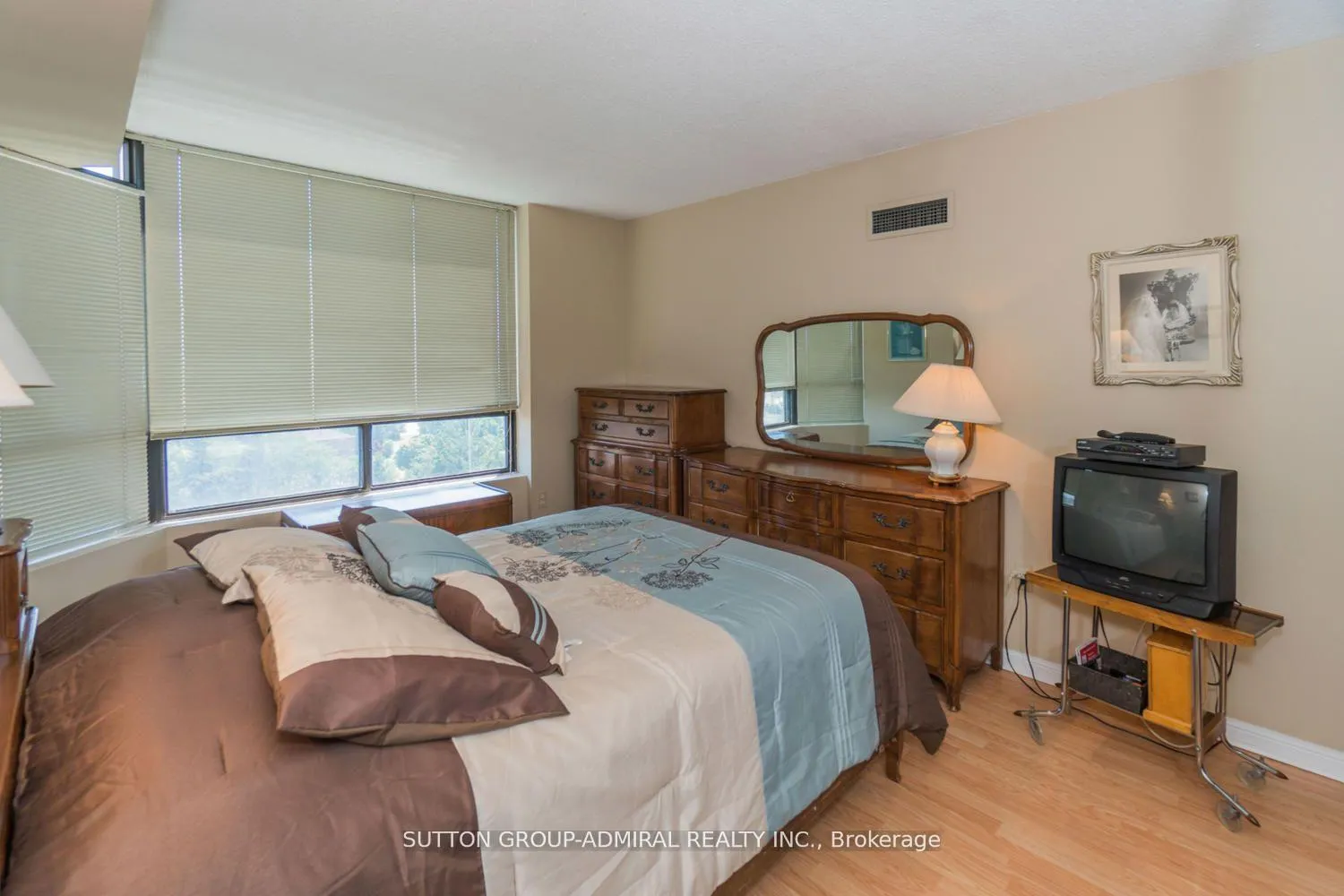 Photo 22 of Unit 702, 7601 Bathurst Street, Vaughan, Crestwood-Springfarm-Yorkhill — HOMEH