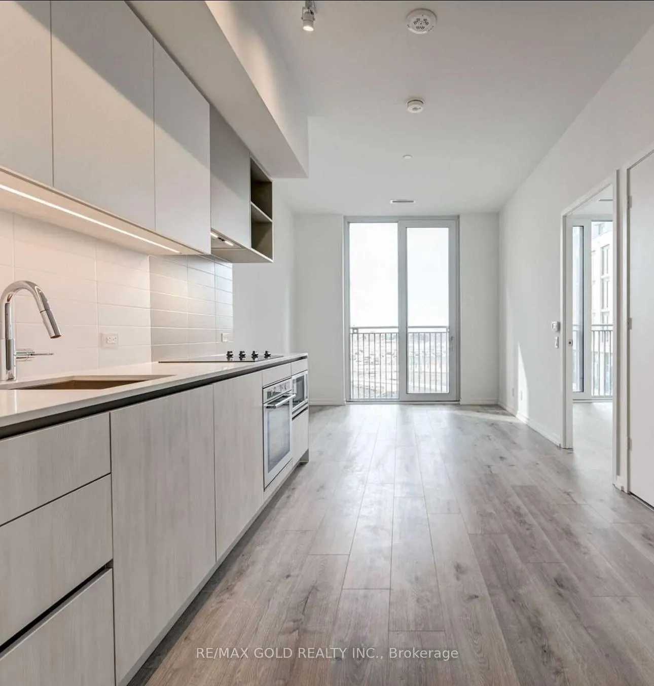 Photo 3 of Unit 1112, 1000 Portage Parkway, Vaughan, Vaughan Corporate Centre — HOMEH