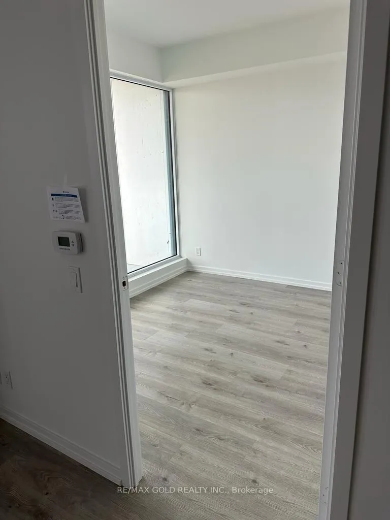 Photo 5 of Unit 1112, 1000 Portage Parkway, Vaughan, Vaughan Corporate Centre — HOMEH