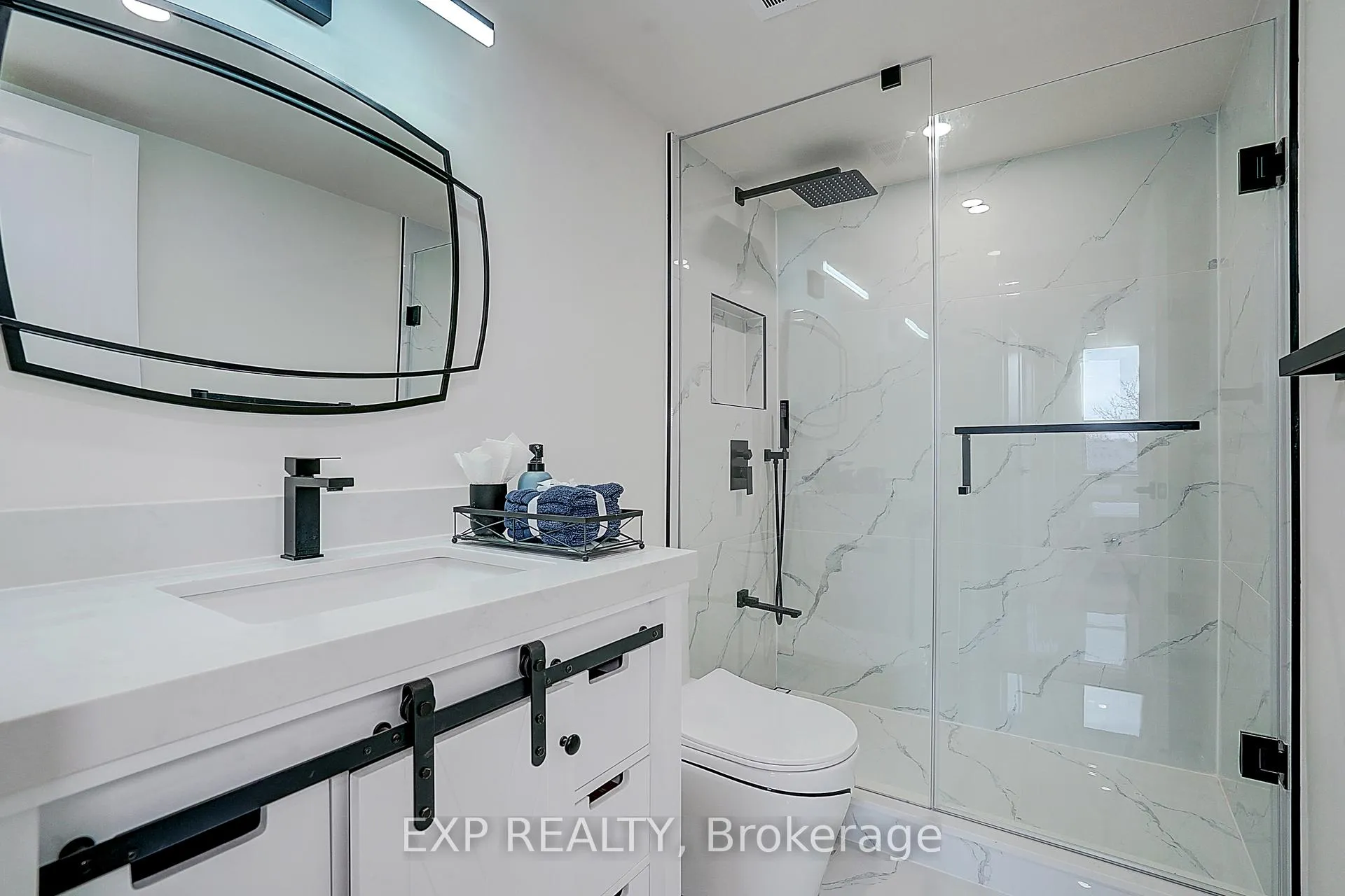 Photo 20 of Unit 703, 60 Inverlochy Boulevard, Markham, Royal Orchard — HOMEH