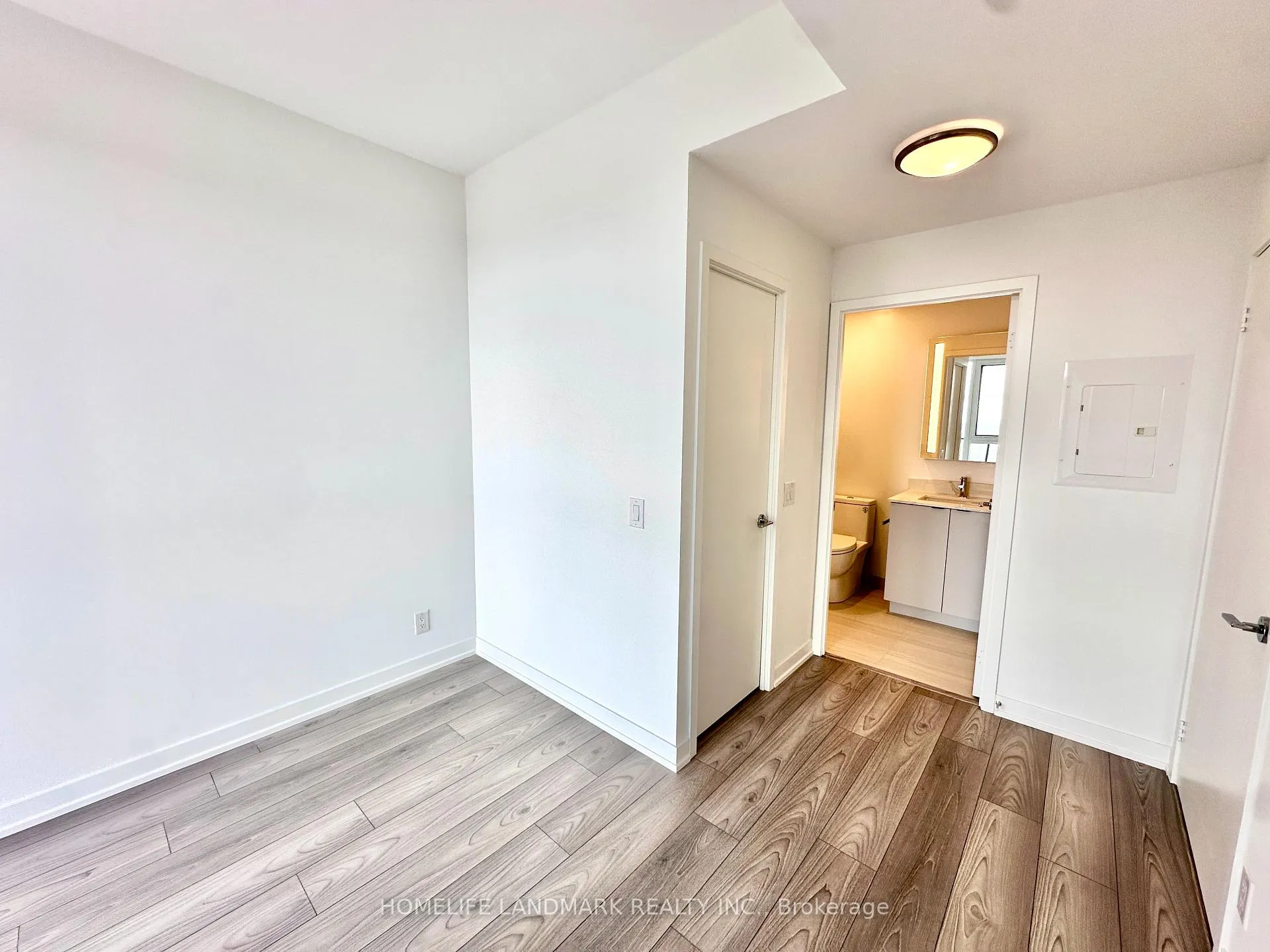 Photo 13 of Unit 1017, 285 Dufferin Street, Toronto, South Parkdale — HOMEH