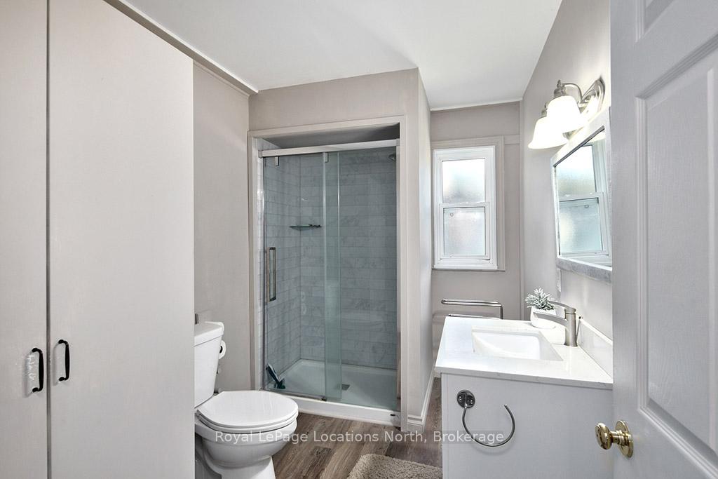 Photo 6 of 166 Bayview Avenue, Blue Mountains — HOMEH