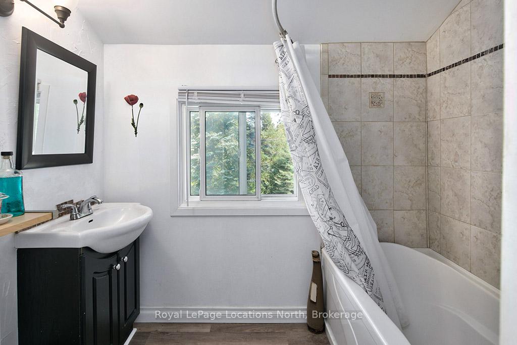 Photo 15 of 166 Bayview Avenue, Blue Mountains — HOMEH