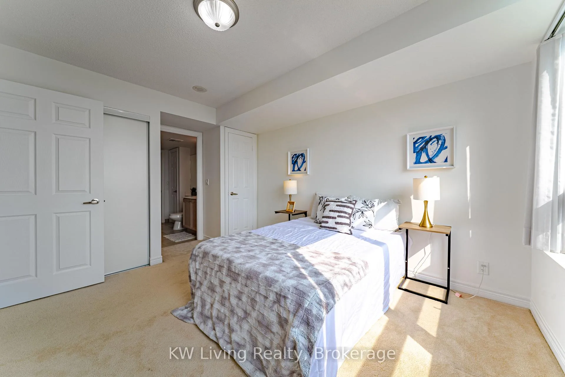 Photo 7 of Unit 727, 33 Cox Boulevard, Markham, Unionville — HOMEH