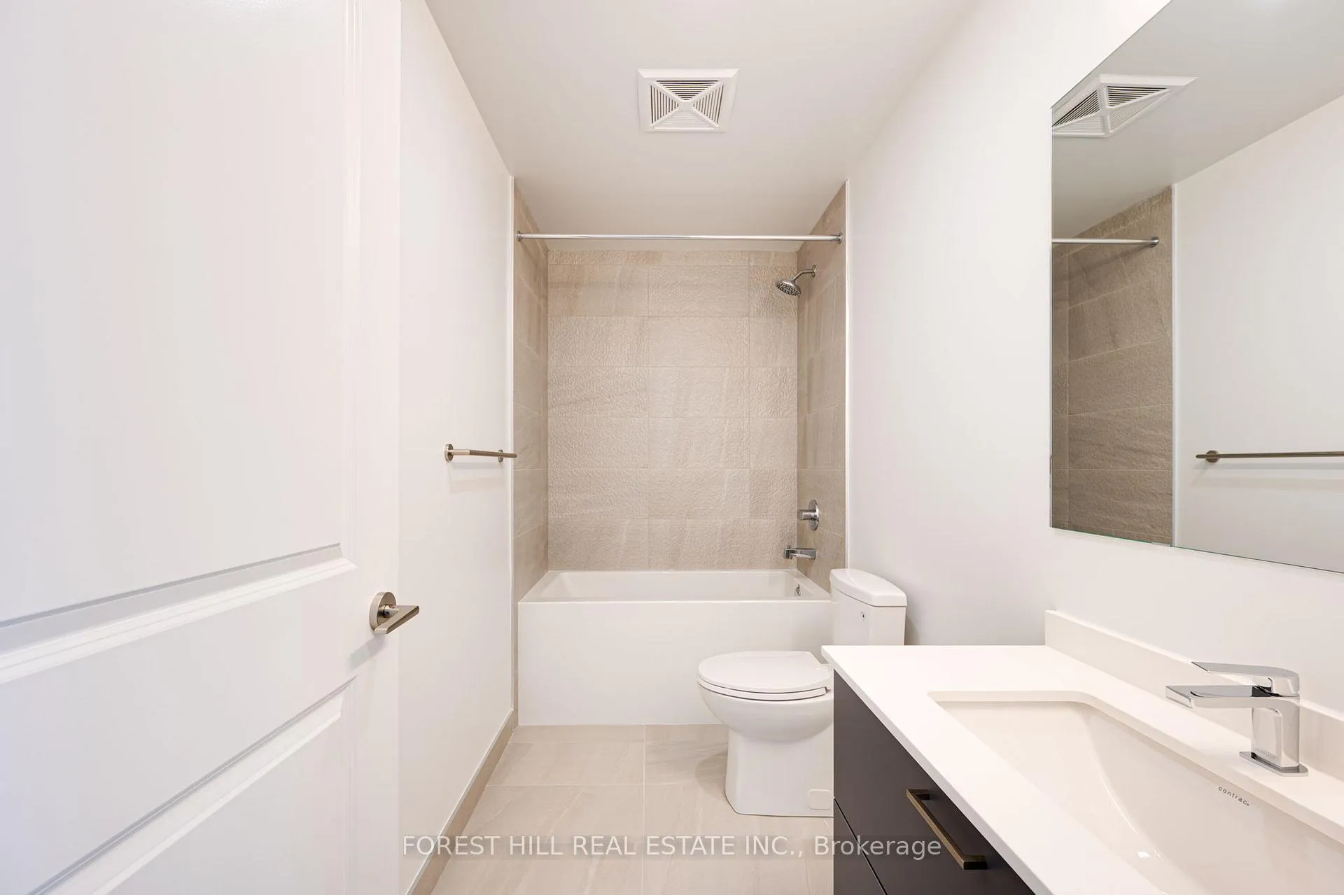 Photo 3 of Unit PH02, 30 Upper Mall Way, Vaughan, Brownridge — HOMEH