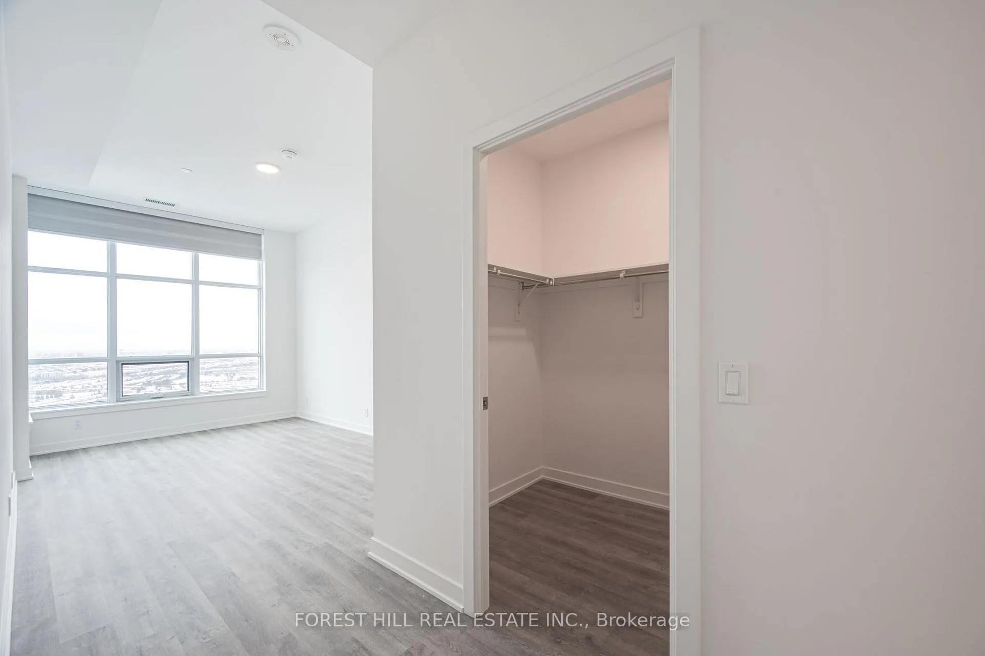 Photo 5 of Unit PH02, 30 Upper Mall Way, Vaughan, Brownridge — HOMEH