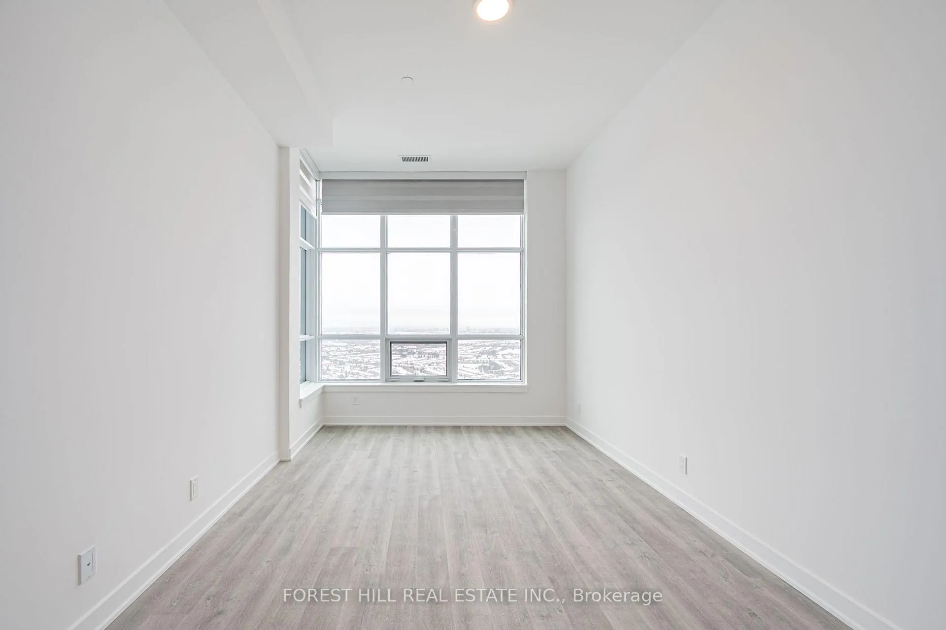 Photo 7 of Unit PH02, 30 Upper Mall Way, Vaughan, Brownridge — HOMEH