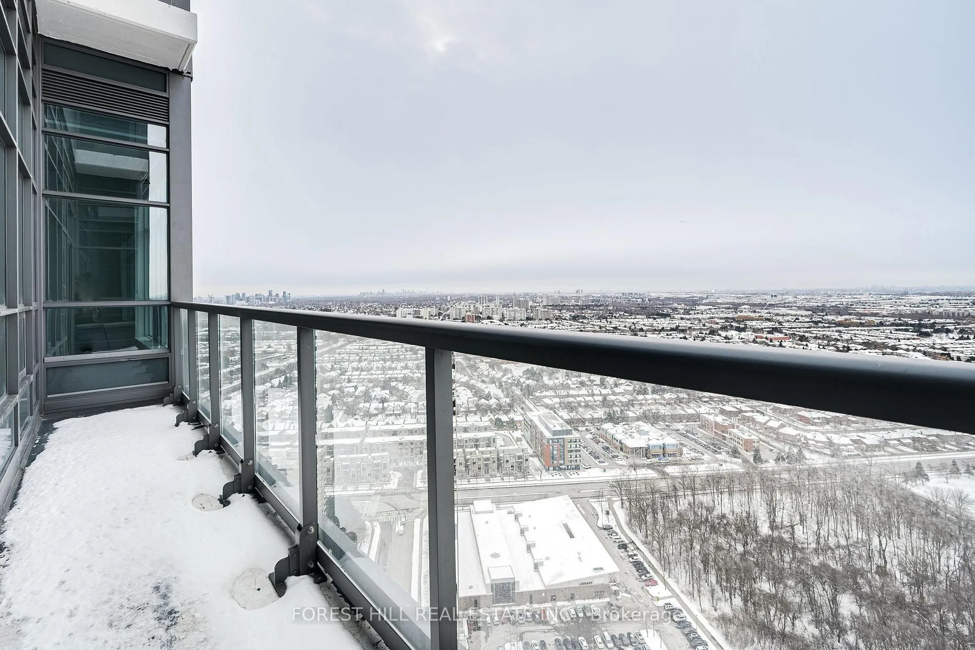 Photo 13 of Unit PH02, 30 Upper Mall Way, Vaughan, Brownridge — HOMEH