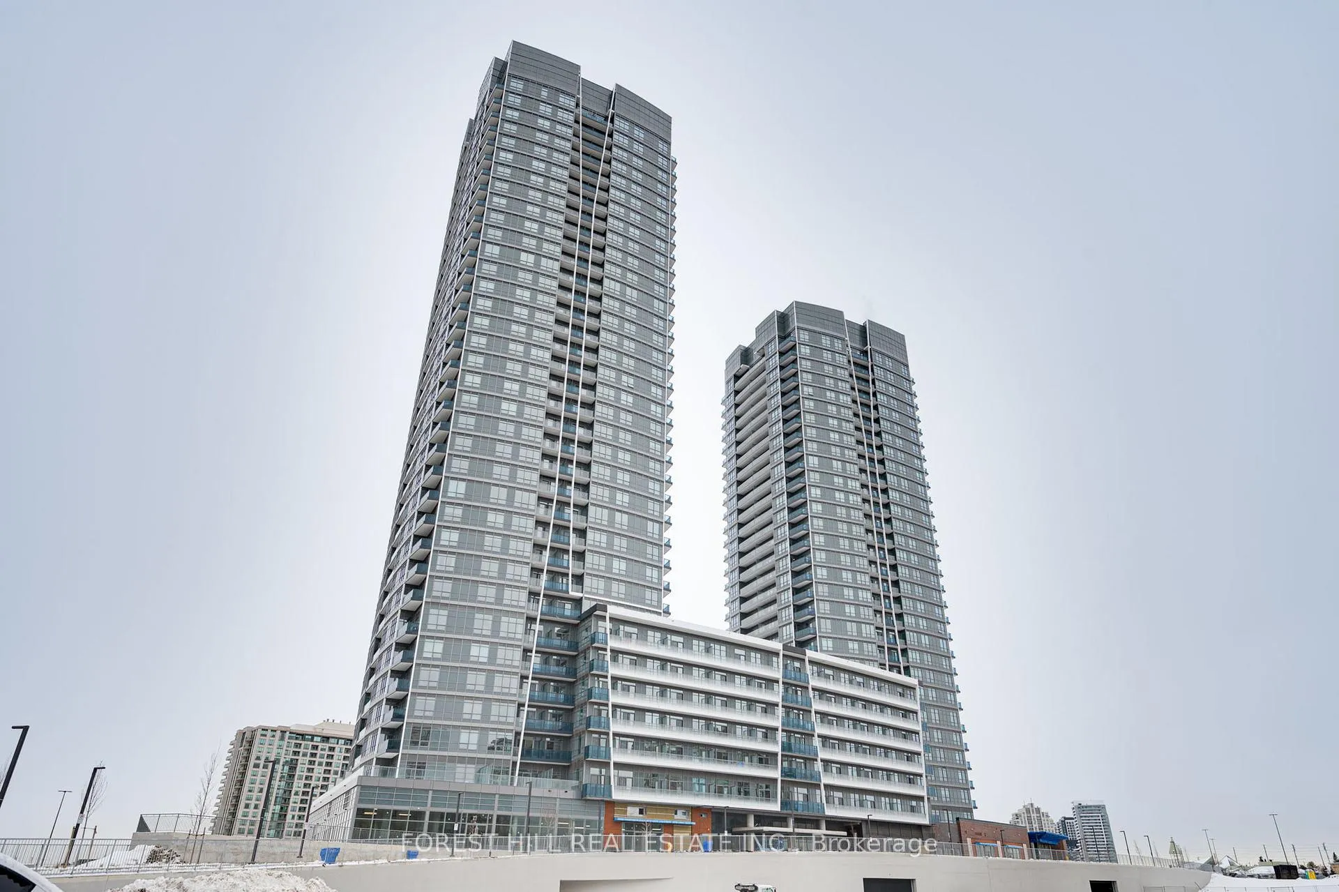 Photo 18 of Unit PH02, 30 Upper Mall Way, Vaughan, Brownridge — HOMEH
