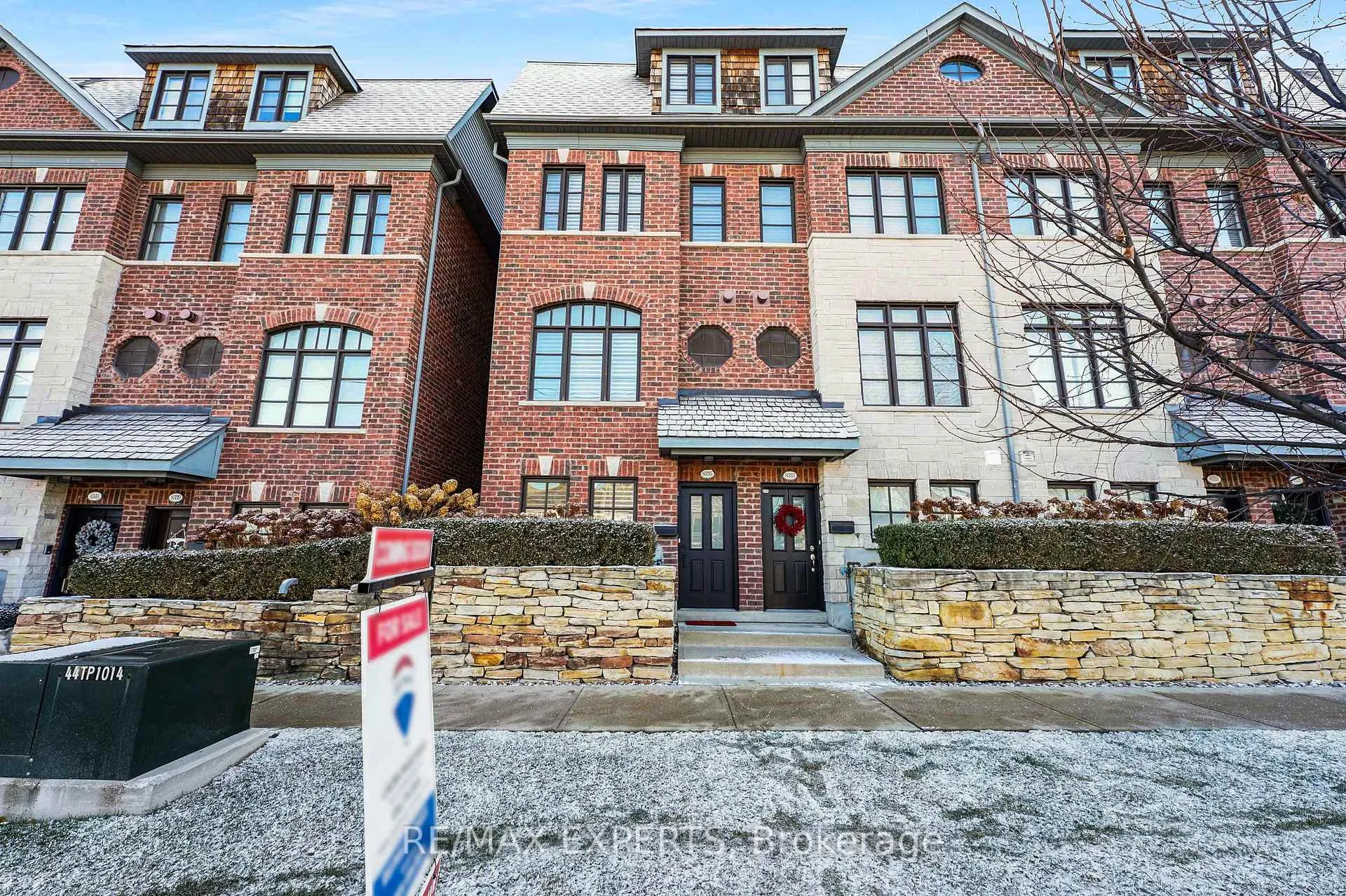 Photo 1 of 8335 Kipling Avenue, Vaughan, West Woodbridge — HOMEH