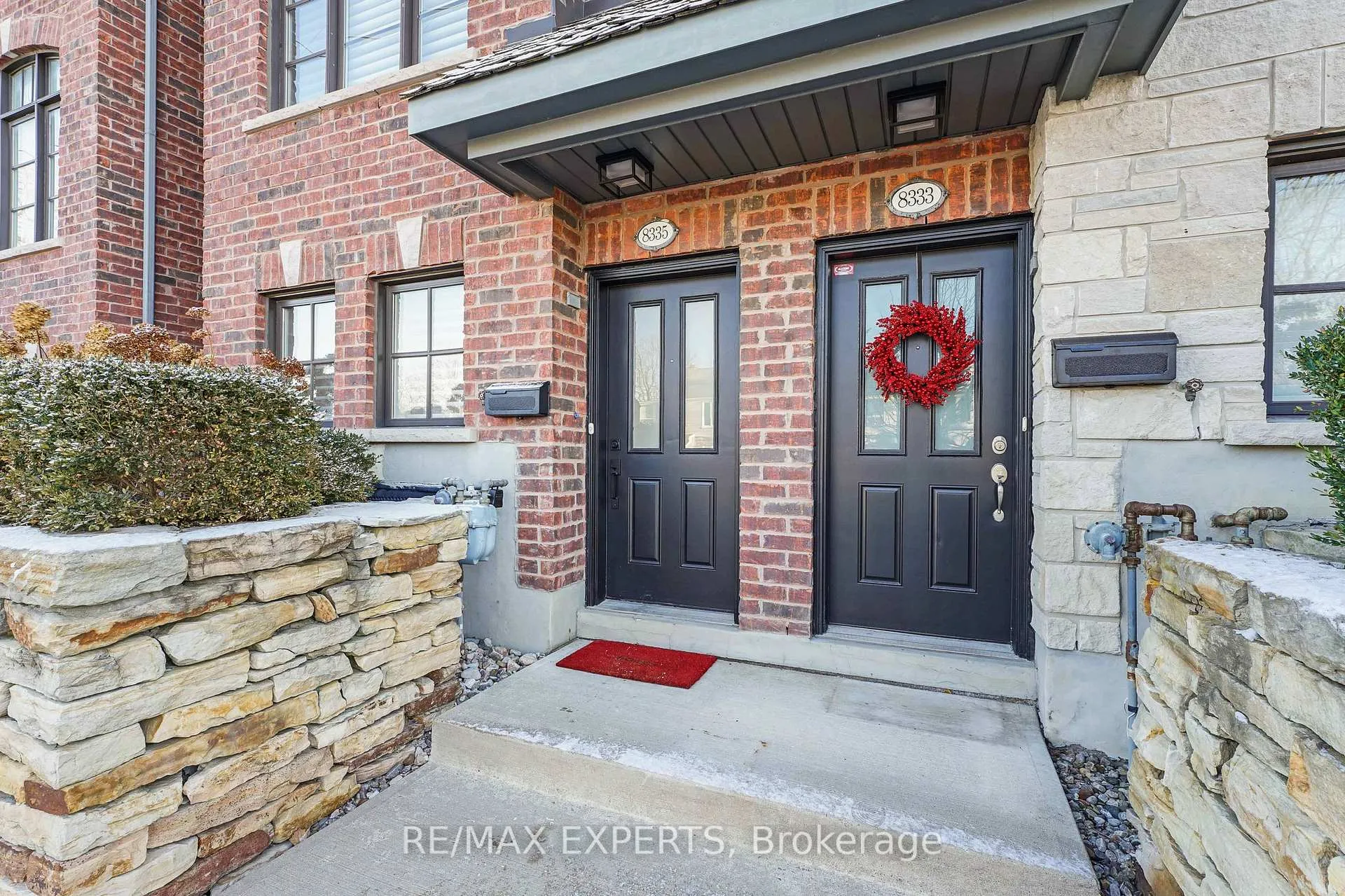 Photo 2 of 8335 Kipling Avenue, Vaughan, West Woodbridge — HOMEH