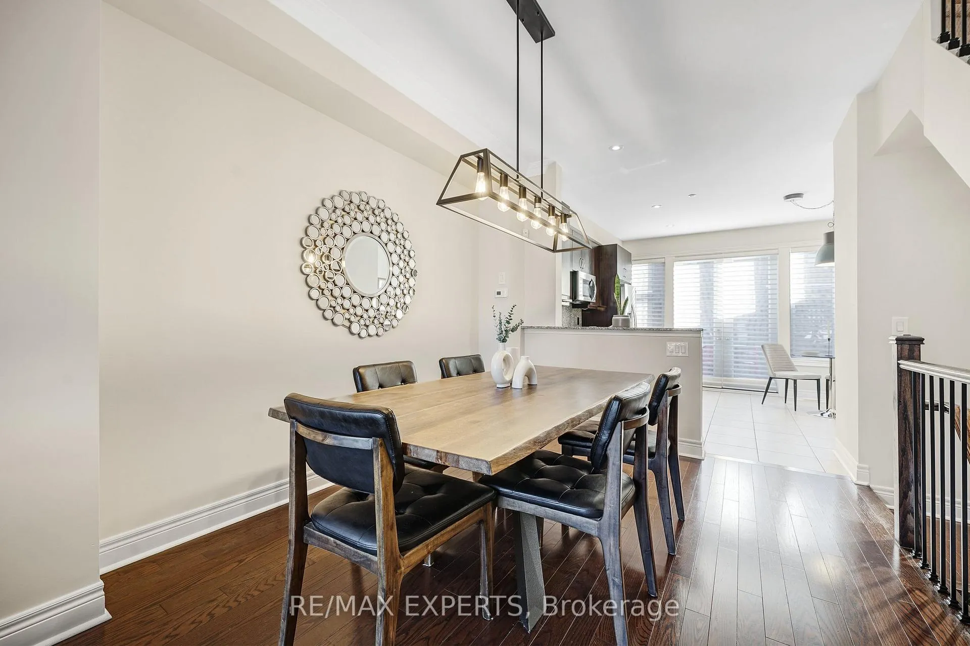 Photo 14 of 8335 Kipling Avenue, Vaughan, West Woodbridge — HOMEH