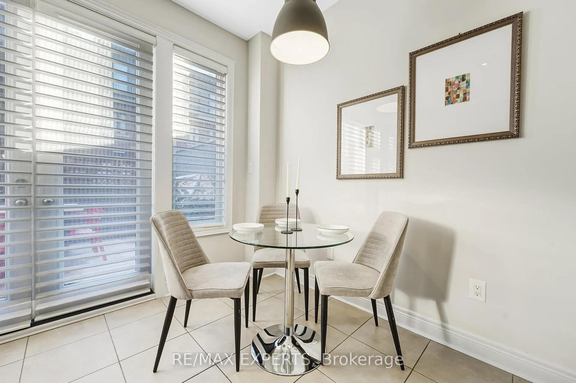 Photo 15 of 8335 Kipling Avenue, Vaughan, West Woodbridge — HOMEH