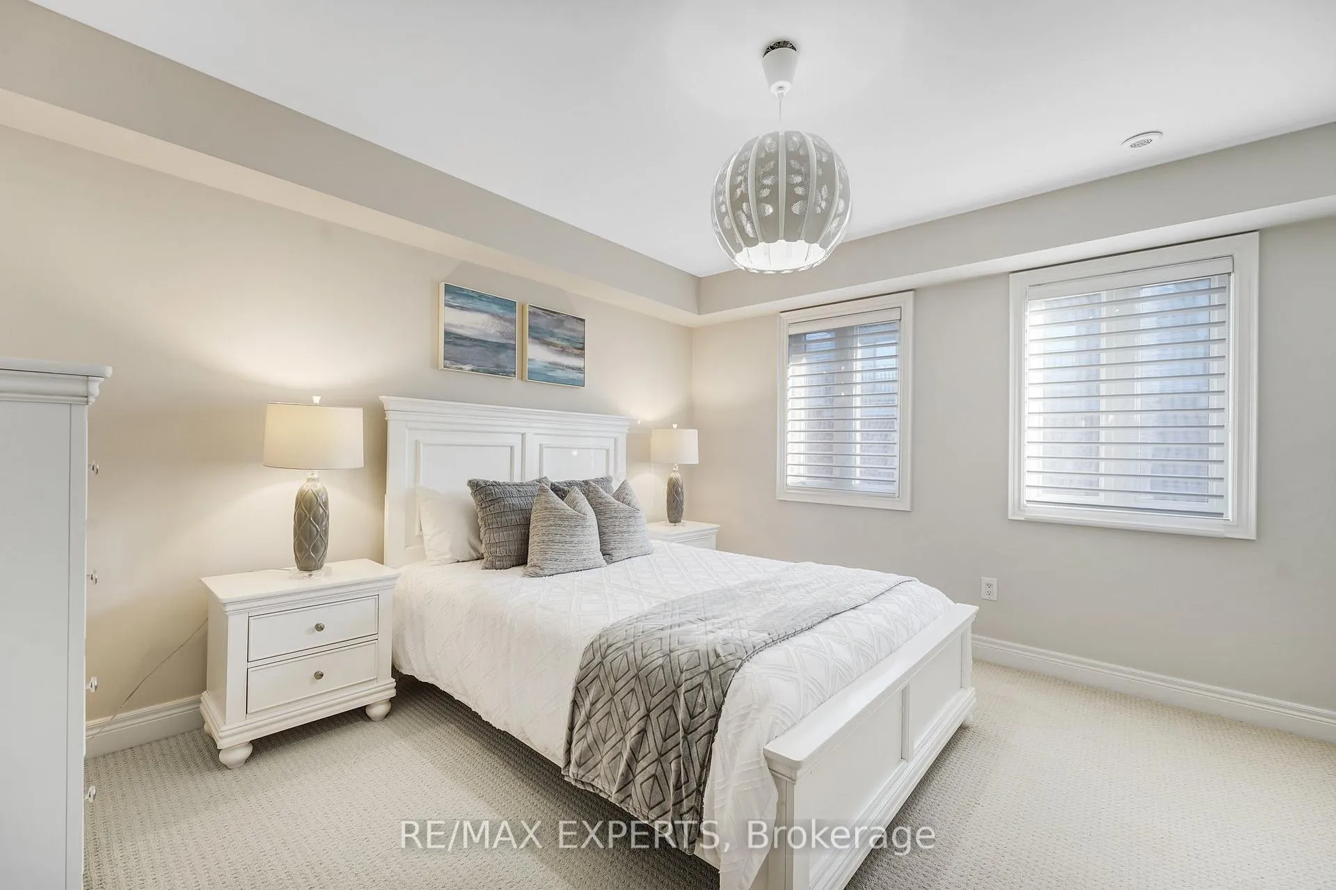 Photo 21 of 8335 Kipling Avenue, Vaughan, West Woodbridge — HOMEH