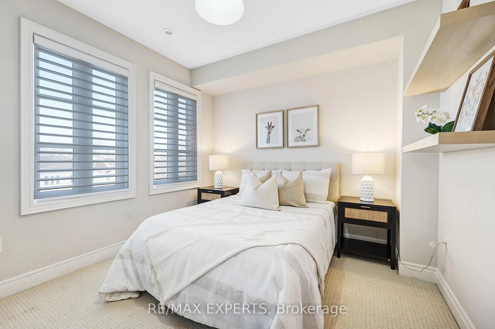 Photo 24 of 8335 Kipling Avenue, Vaughan, West Woodbridge — HOMEH