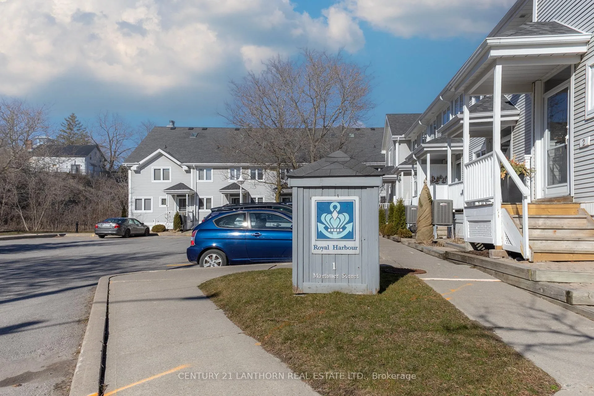 Photo 11 of 1-14 Mortimer Street, Prince Edward County, Picton Ward — HOMEH