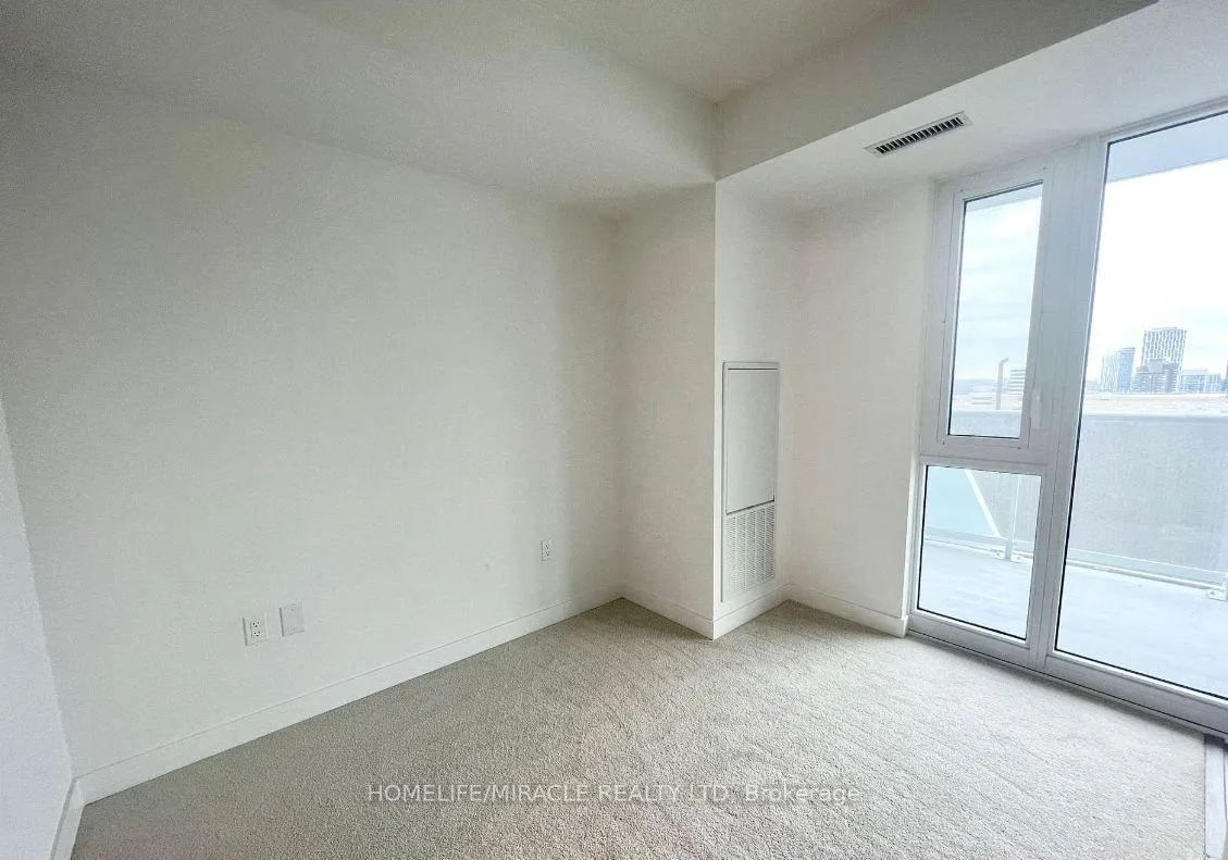 Photo 5 of Unit 3213, 230 Simcoe Street, Toronto, Kensington-Chinatown — HOMEH