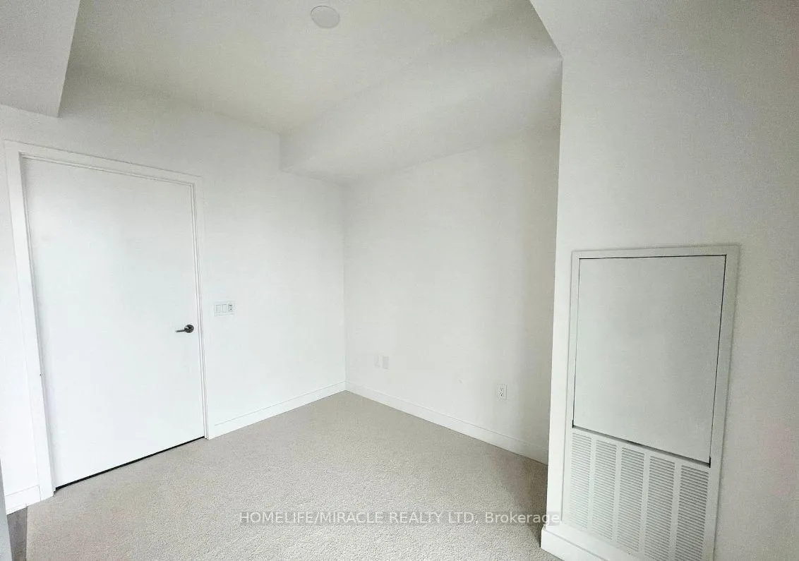 Photo 6 of Unit 3213, 230 Simcoe Street, Toronto, Kensington-Chinatown — HOMEH