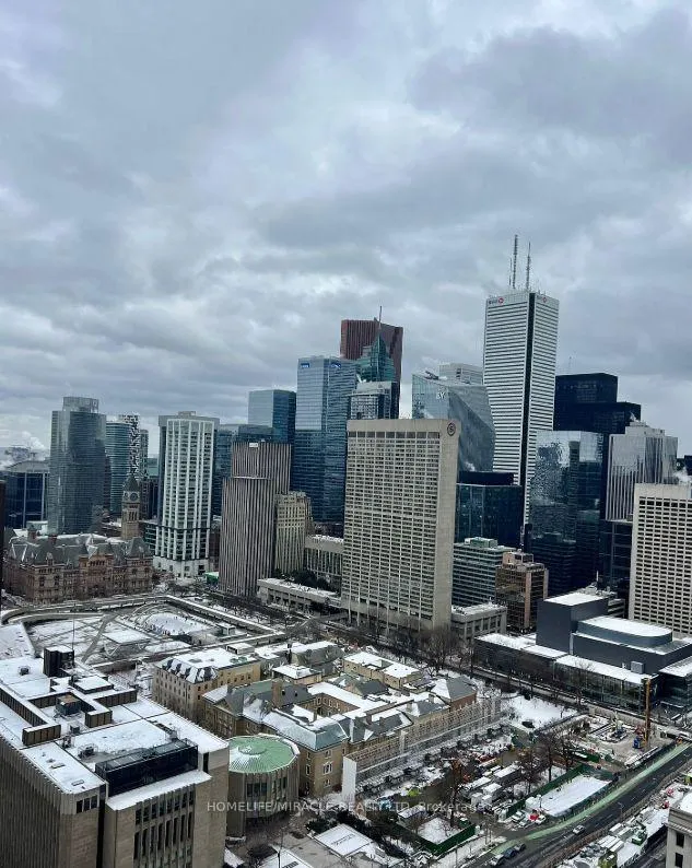 Photo 10 of Unit 3213, 230 Simcoe Street, Toronto, Kensington-Chinatown — HOMEH