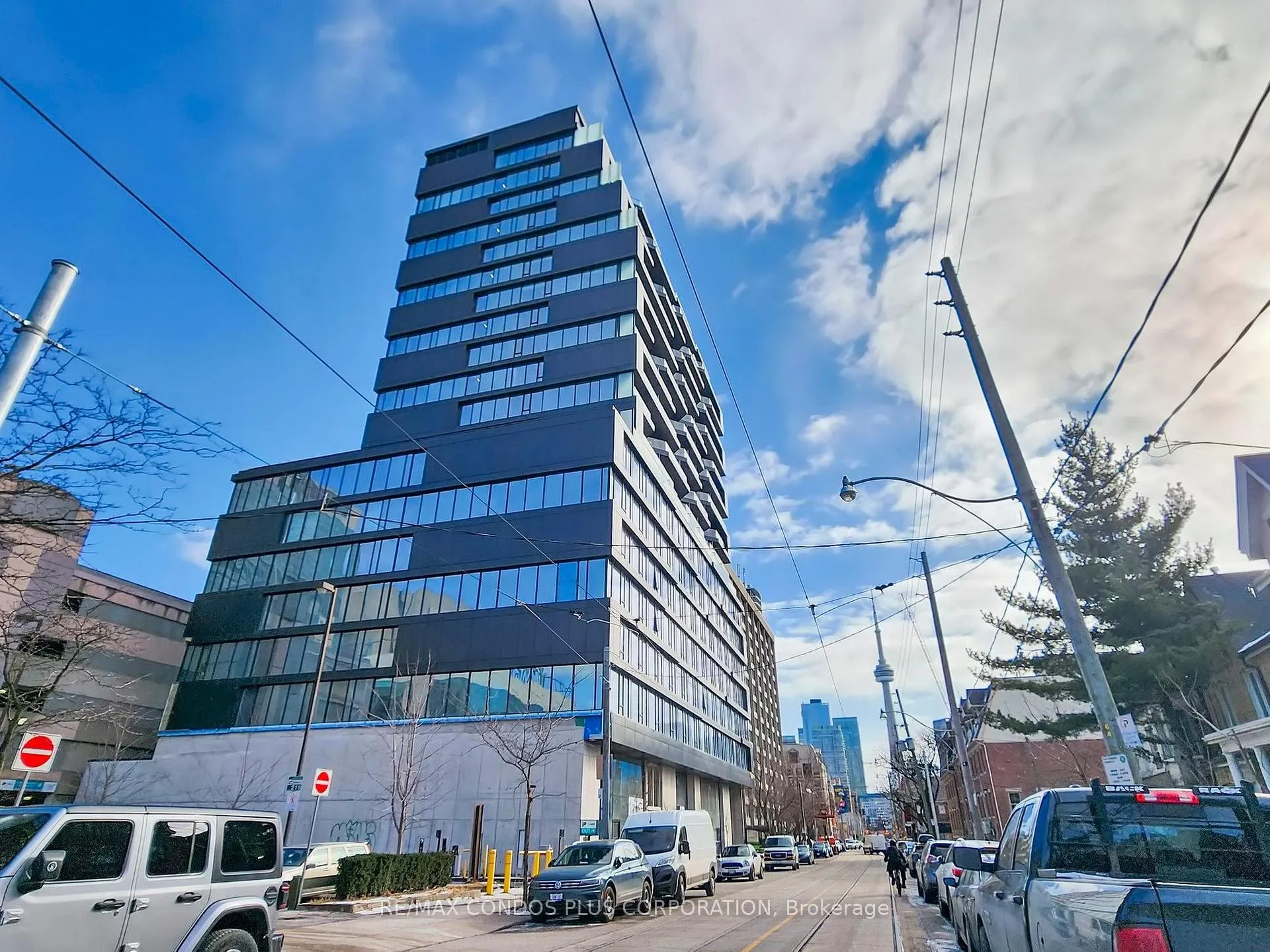Front of Unit 1809, 195 McCaul Street