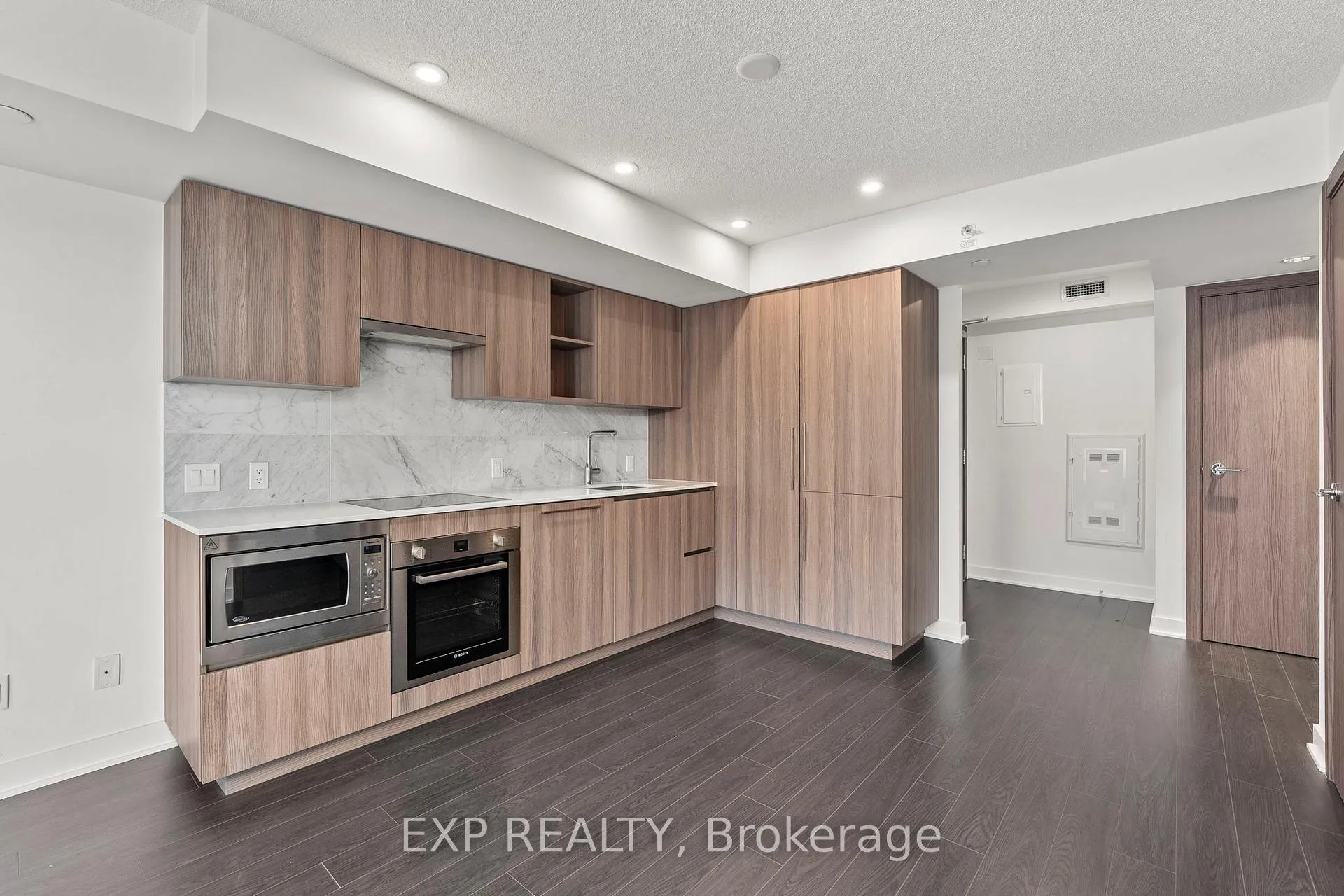 Photo 6 of Unit 1115, 19 Bathurst Street, Toronto, Waterfront Communities — HOMEH