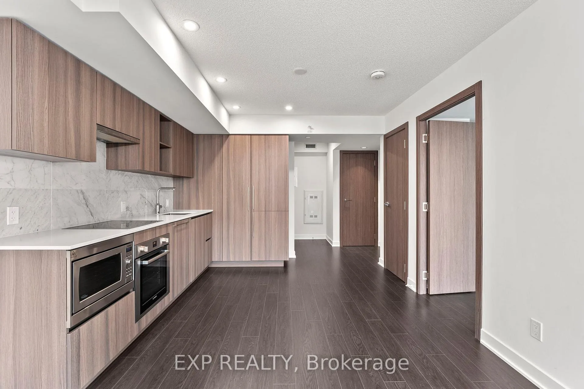 Photo 7 of Unit 1115, 19 Bathurst Street, Toronto, Waterfront Communities — HOMEH